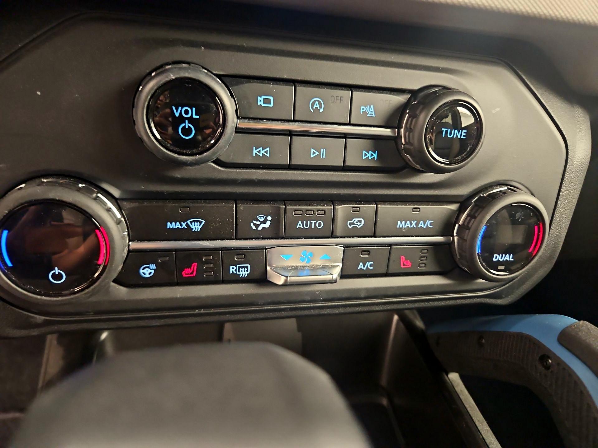 Thumbnail: 2023 Ford Bronco - 17