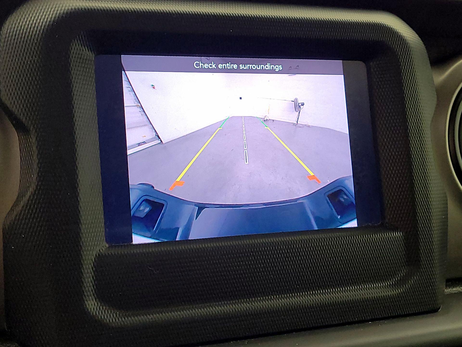 Thumbnail: 2021 Jeep Gladiator - 14