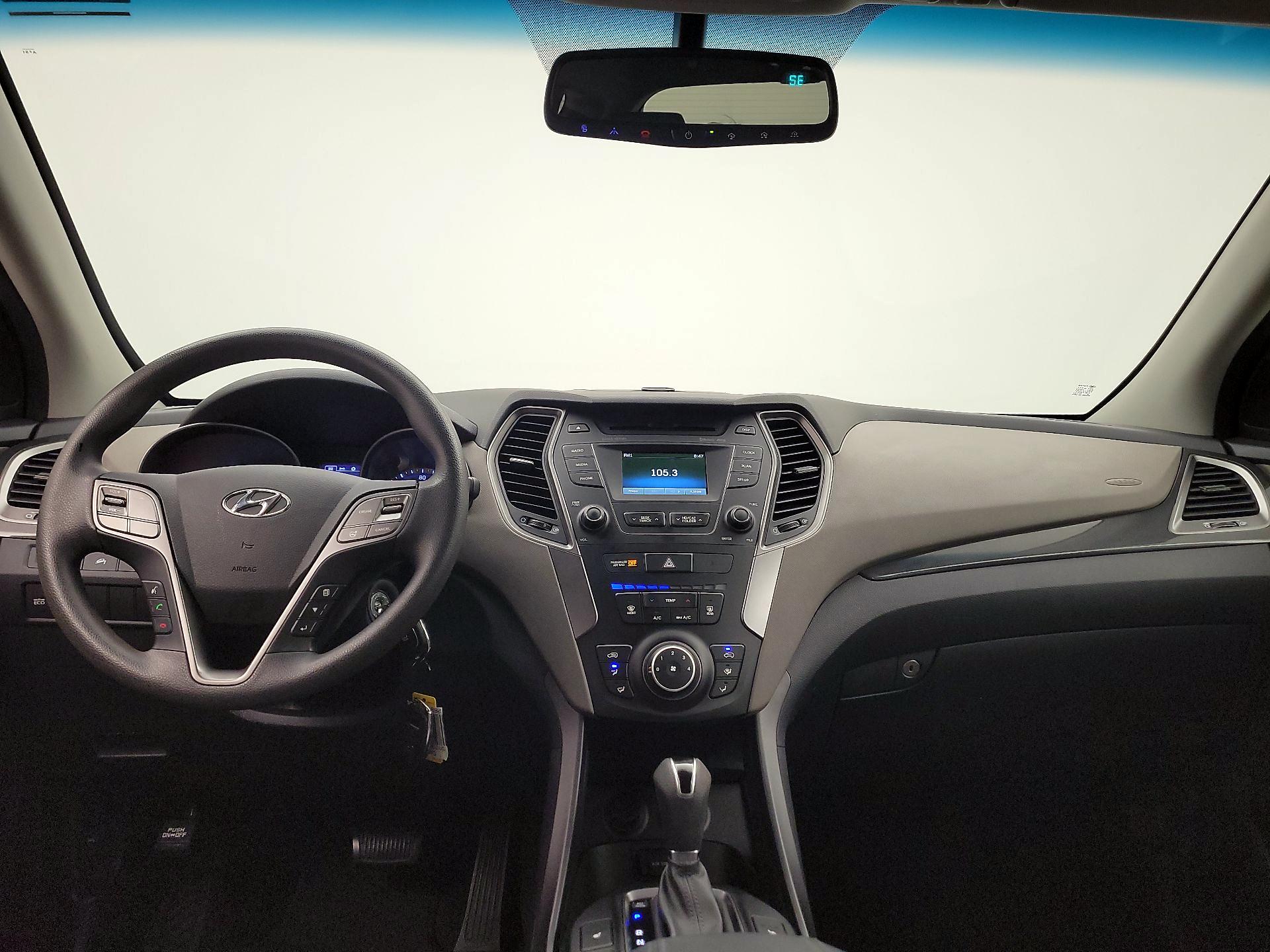 Thumbnail: 2015 Hyundai Santa Fe - 9