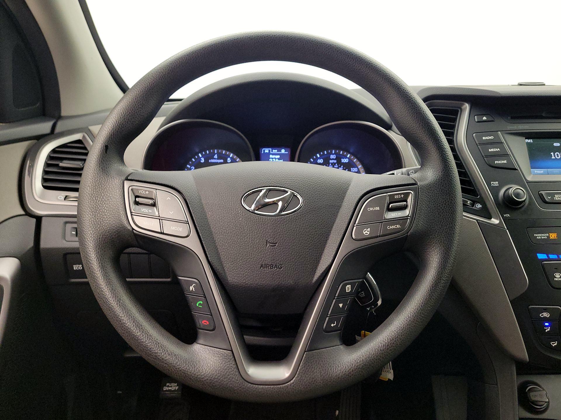 Thumbnail: 2015 Hyundai Santa Fe - 10