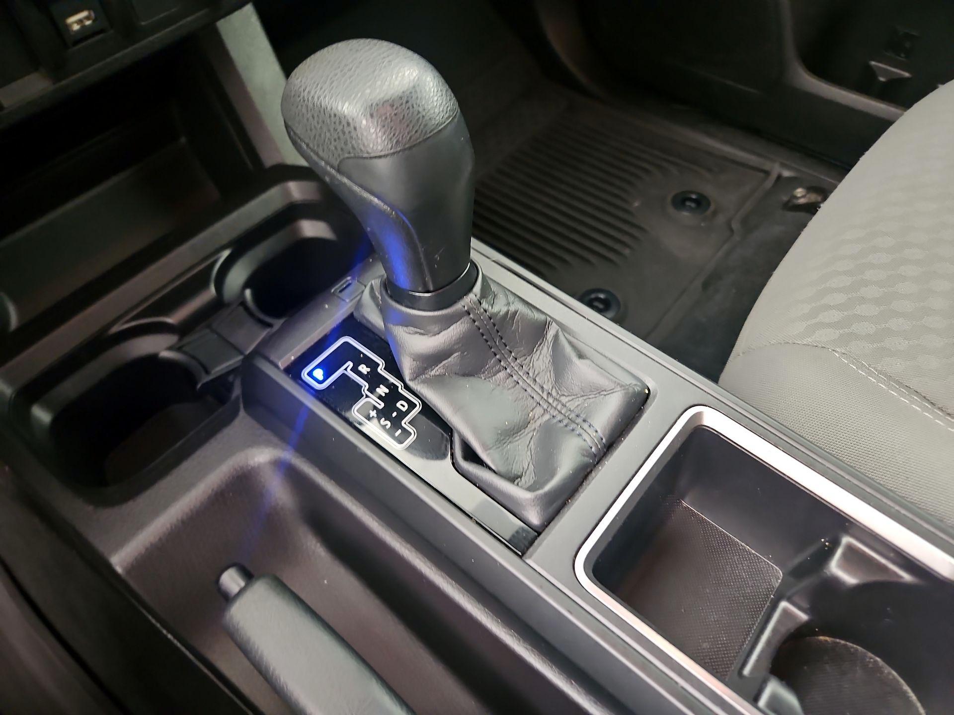 Thumbnail: 2022 Toyota Tacoma - 17