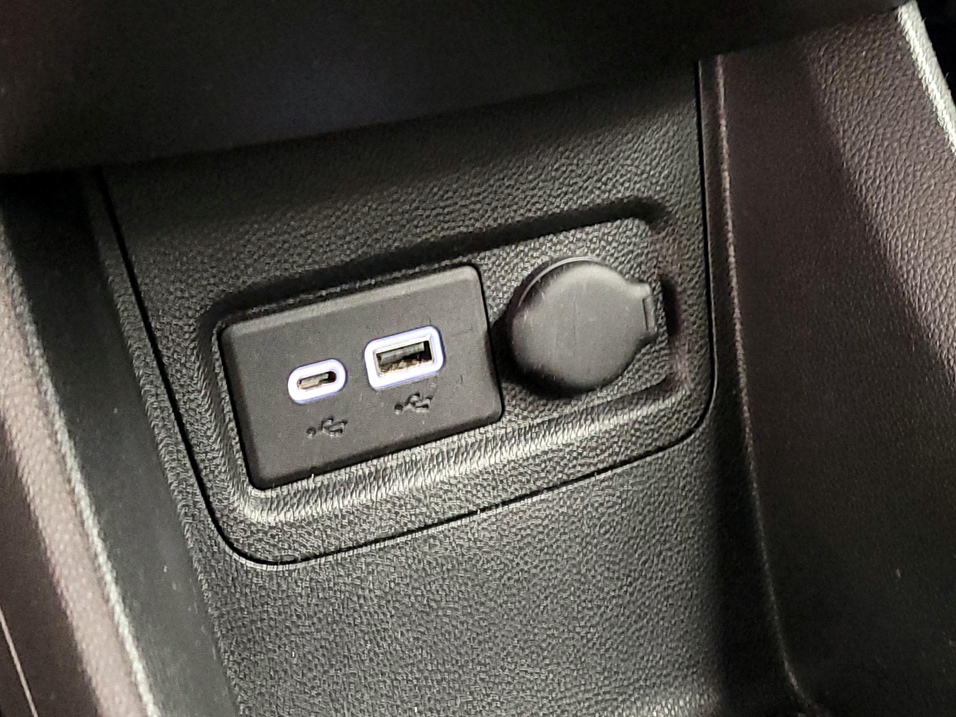 Thumbnail: 2021 Chevrolet Spark - 18