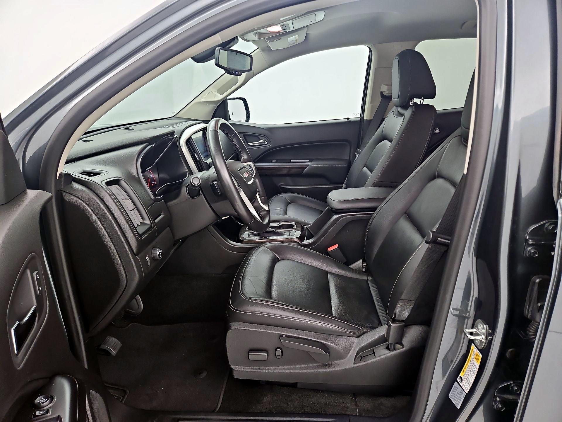 Thumbnail: 2015 GMC Canyon - 11