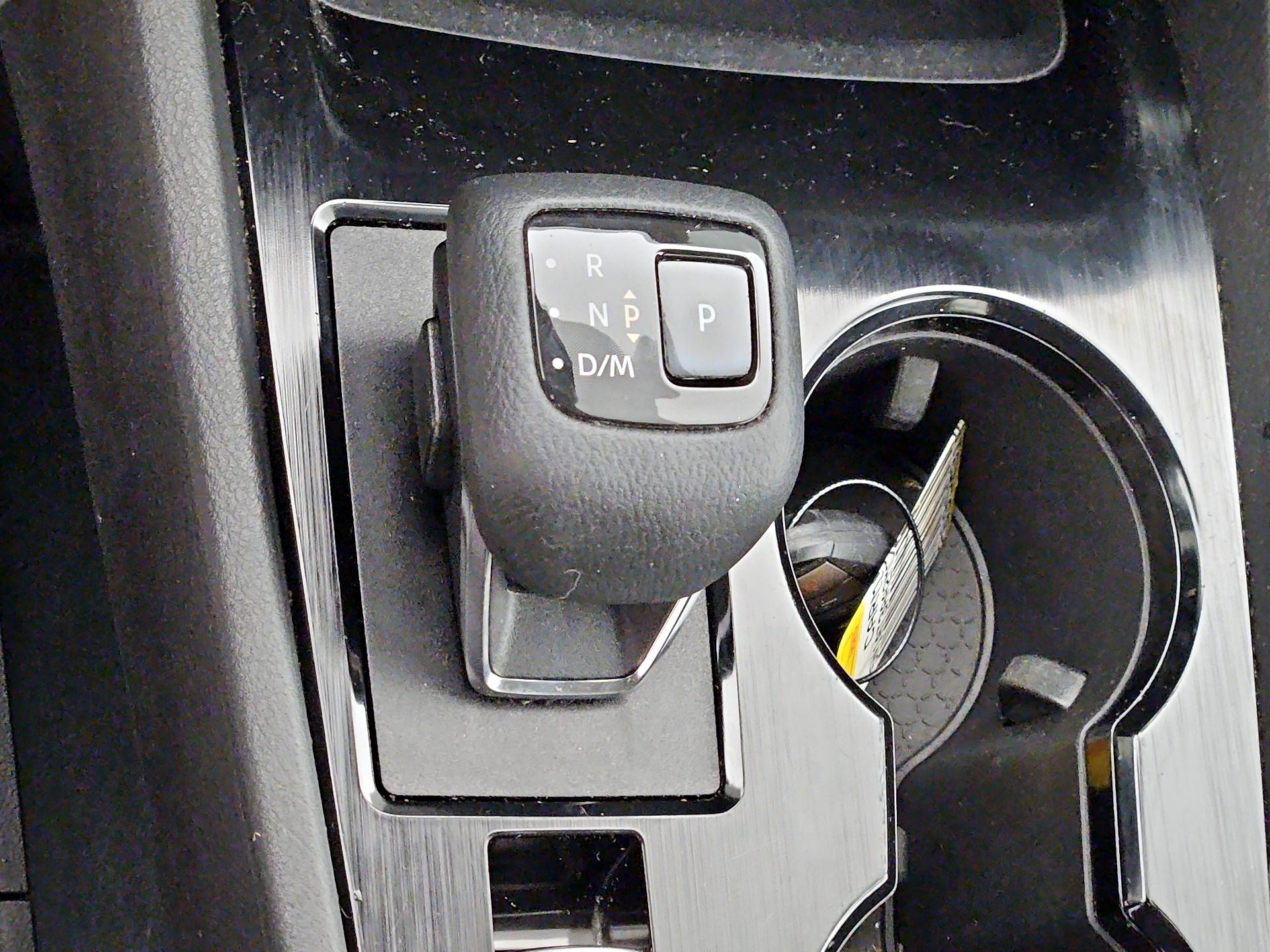 Thumbnail: 2021 Nissan Rogue - 17