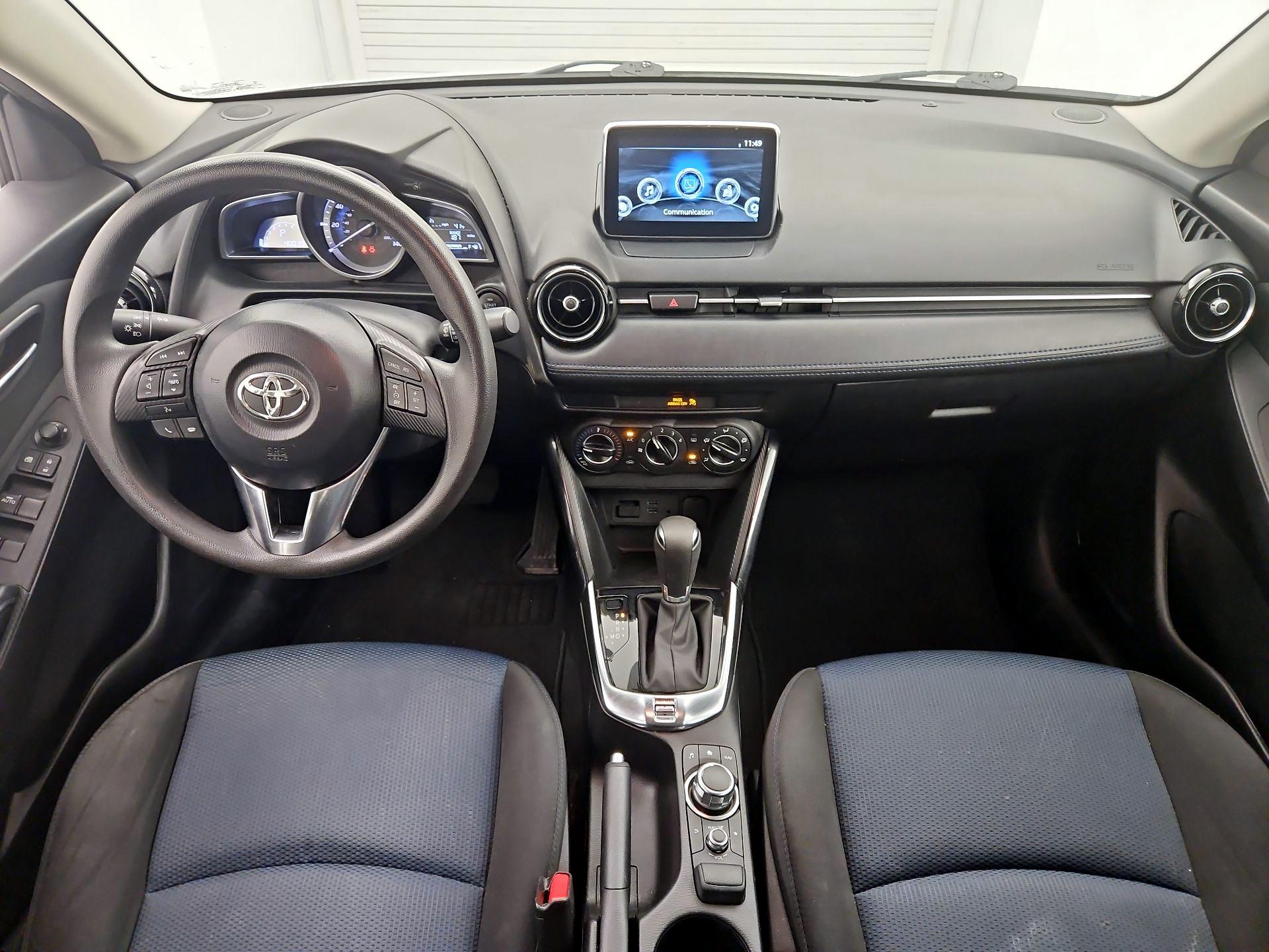 Thumbnail: 2018 Toyota Yaris iA - 9