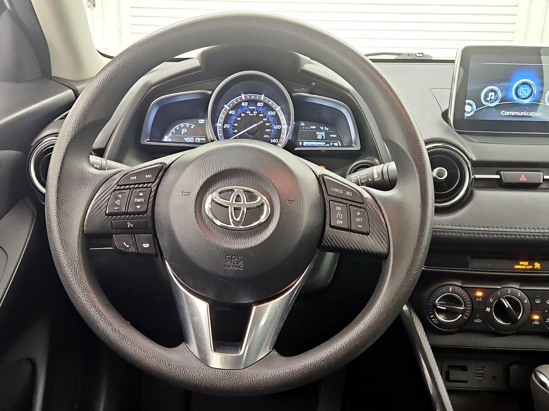 Thumbnail: 2018 Toyota Yaris iA - 10