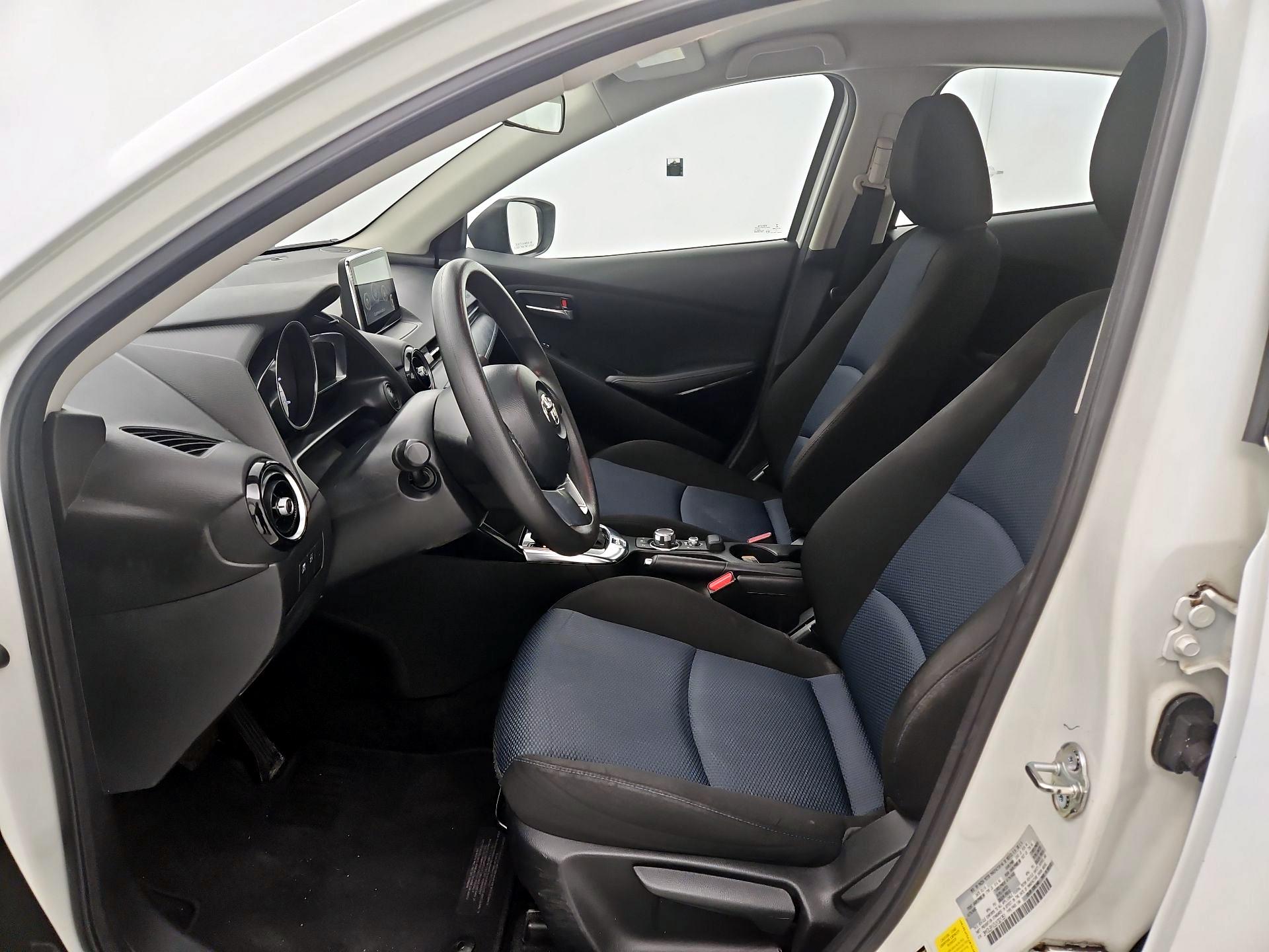 Thumbnail: 2018 Toyota Yaris iA - 11