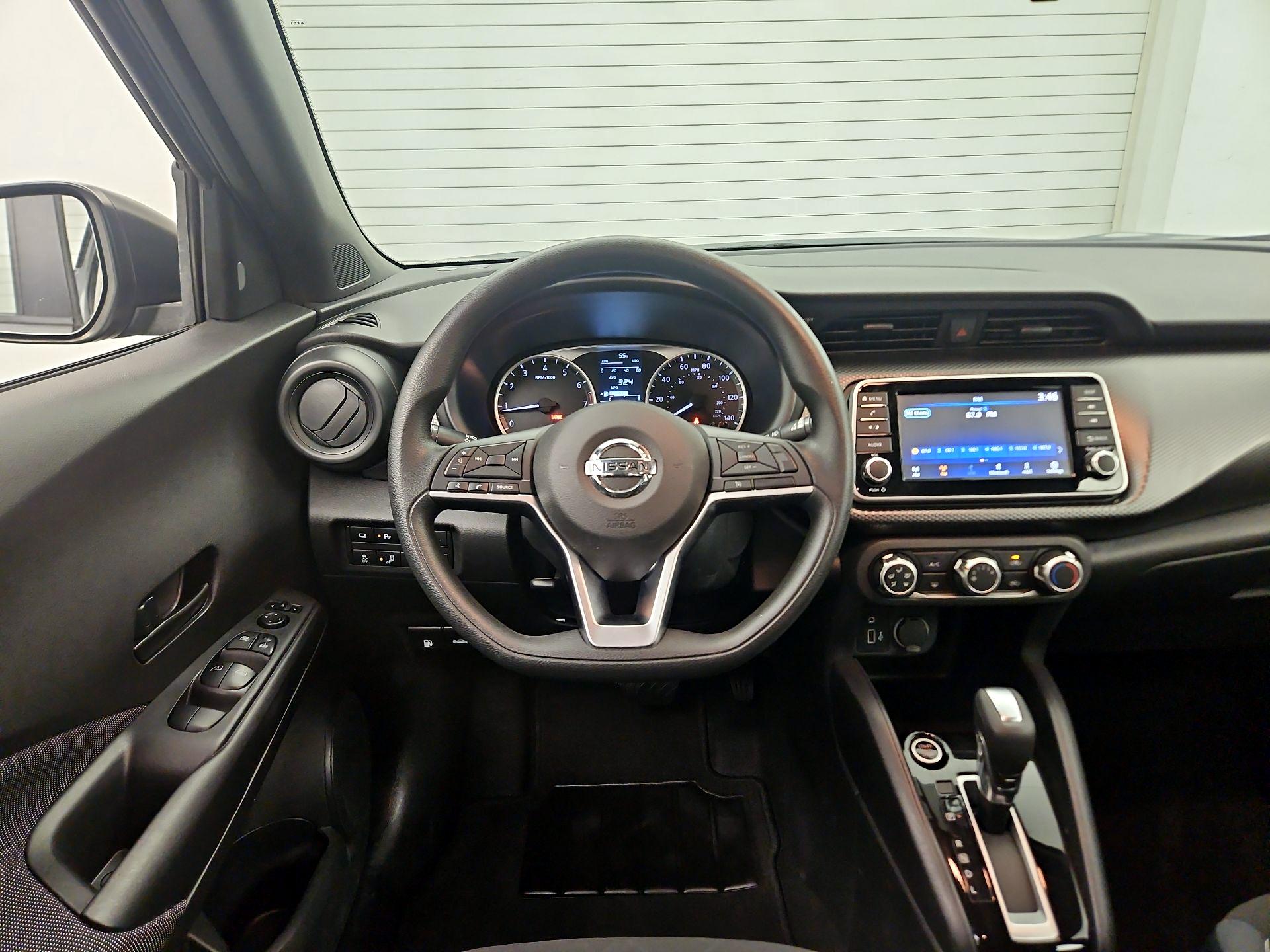 Thumbnail: 2020 Nissan Kicks - 10