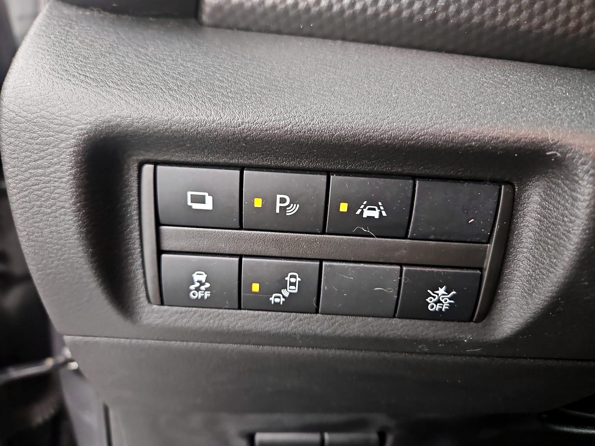 Thumbnail: 2020 Nissan Kicks - 13