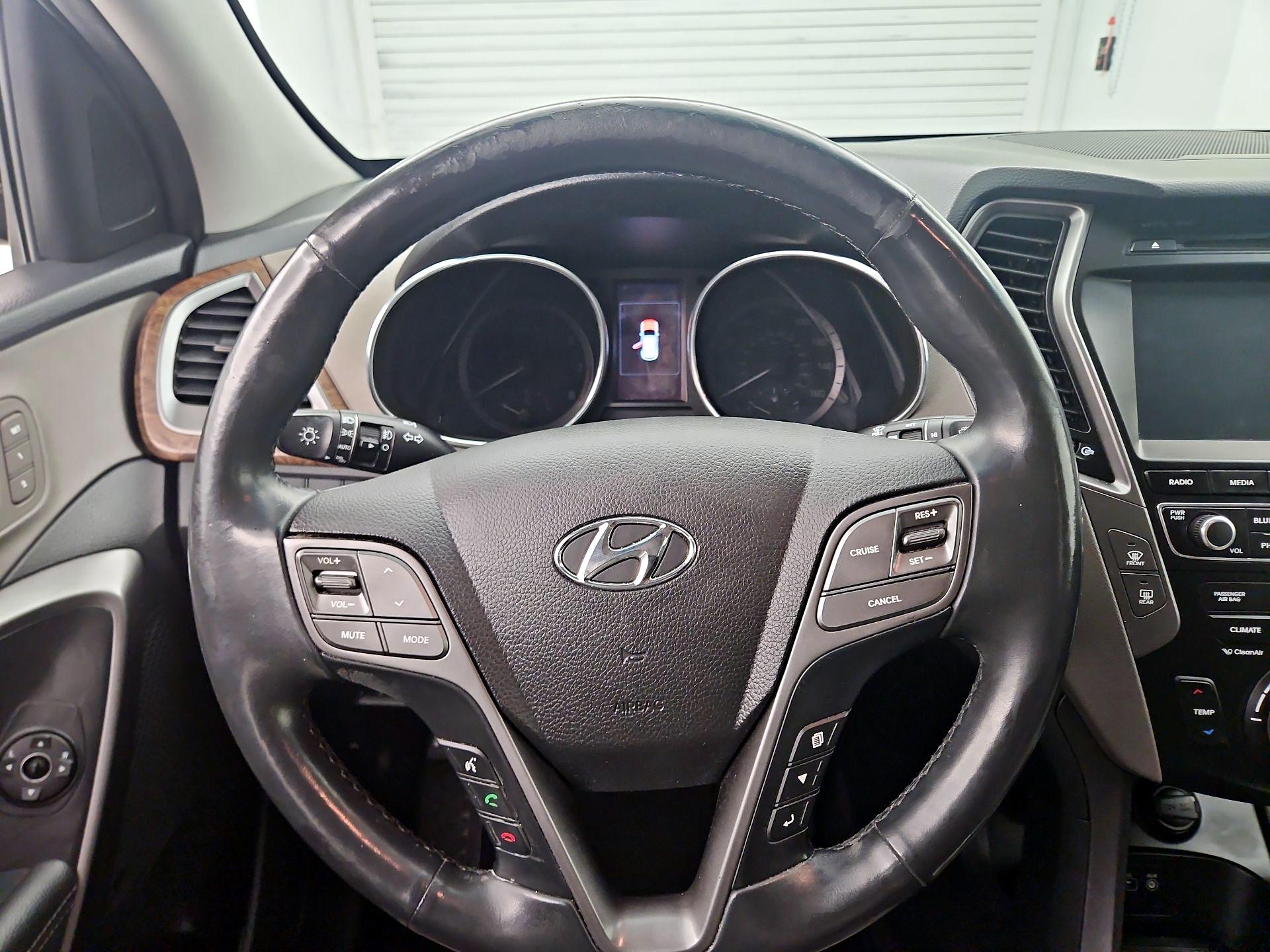 Thumbnail: 2018 Hyundai Santa Fe - 10