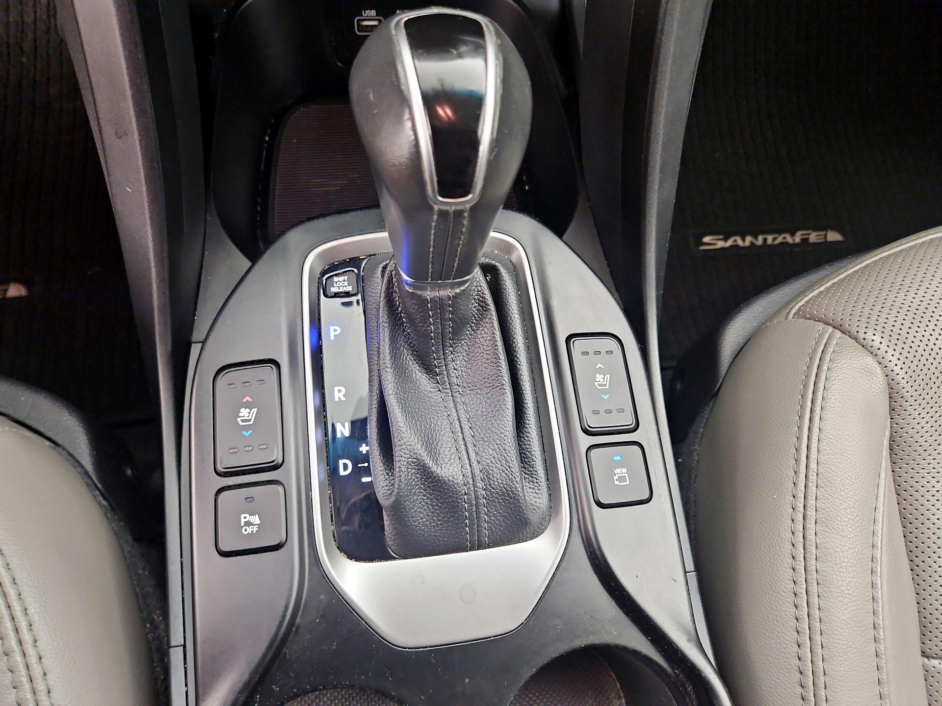 Thumbnail: 2018 Hyundai Santa Fe - 18