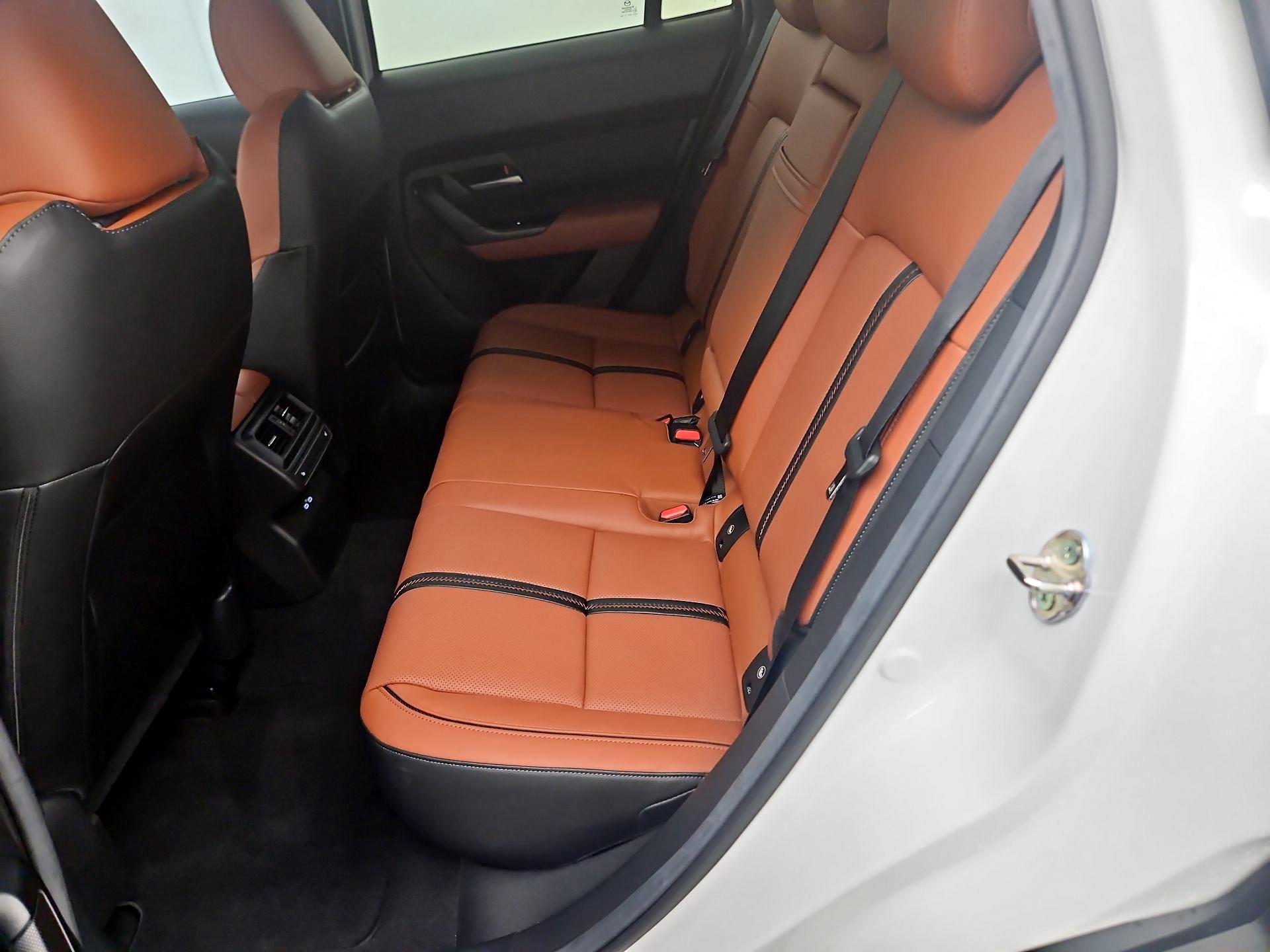 Thumbnail: 2025 Mazda CX-50 - 19