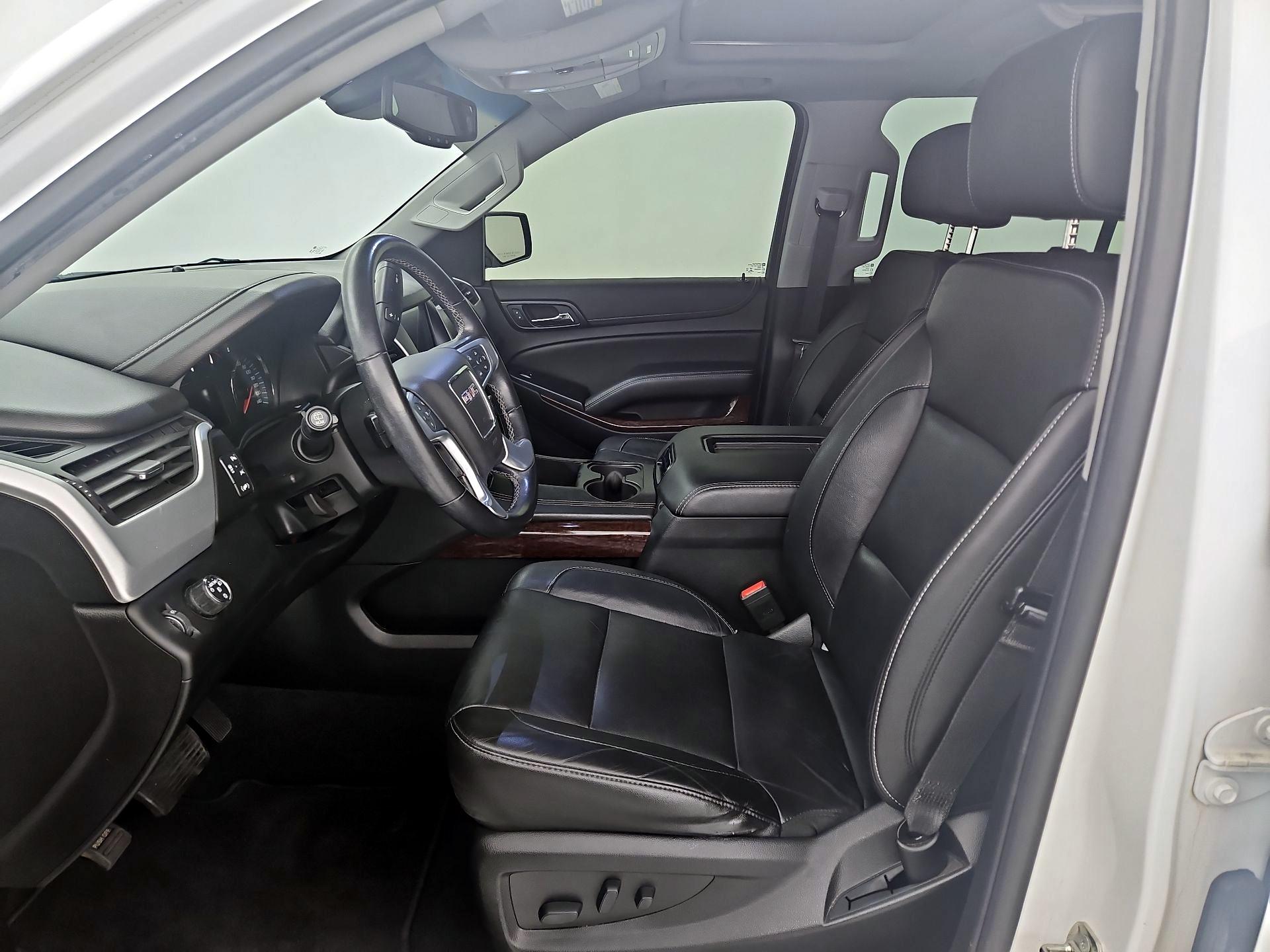 Thumbnail: 2020 GMC Yukon XL - 11