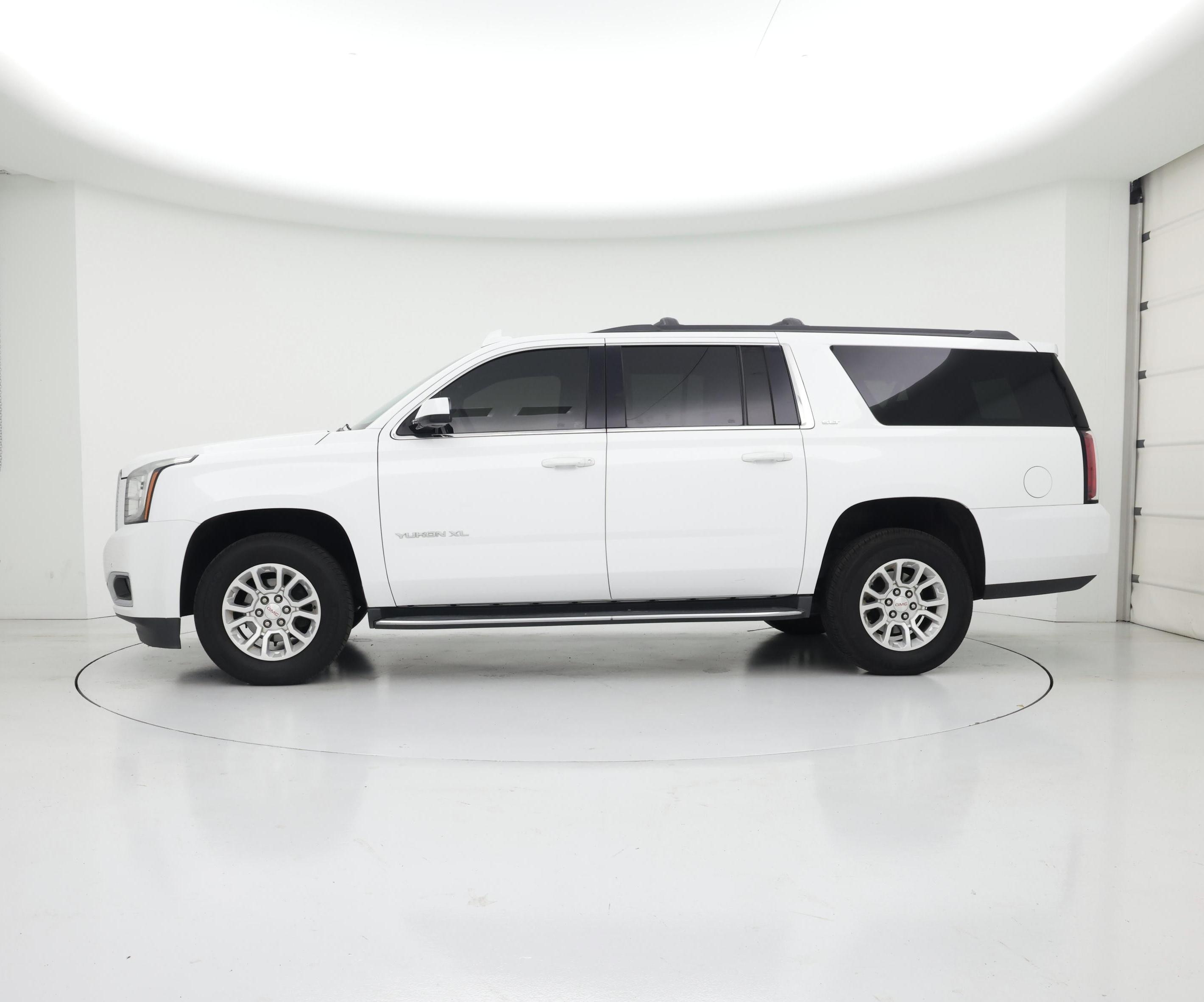 Thumbnail: 2020 GMC Yukon XL - 3