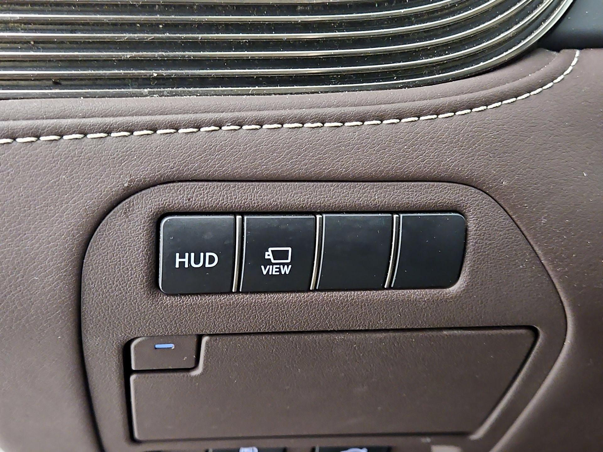 Thumbnail: 2018 Lexus LS - 13