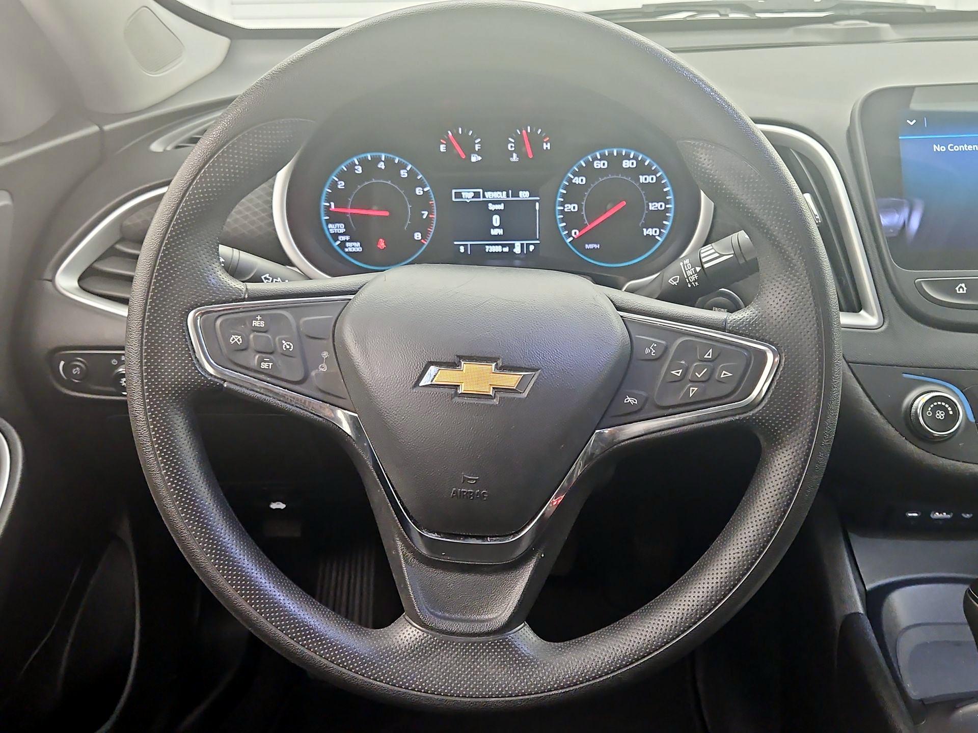 Thumbnail: 2020 Chevrolet Malibu - 10