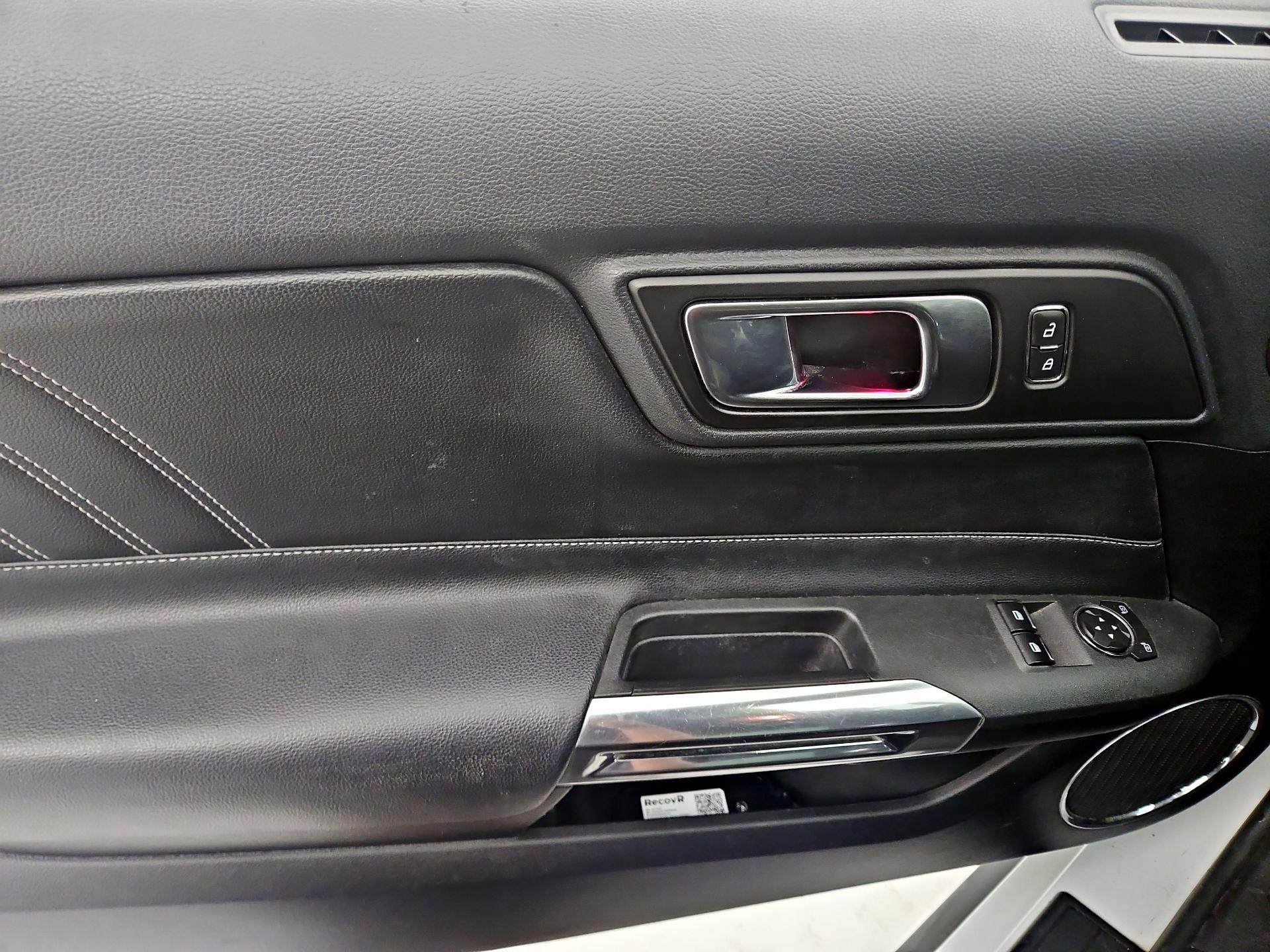 Thumbnail: 2019 Ford Mustang - 12