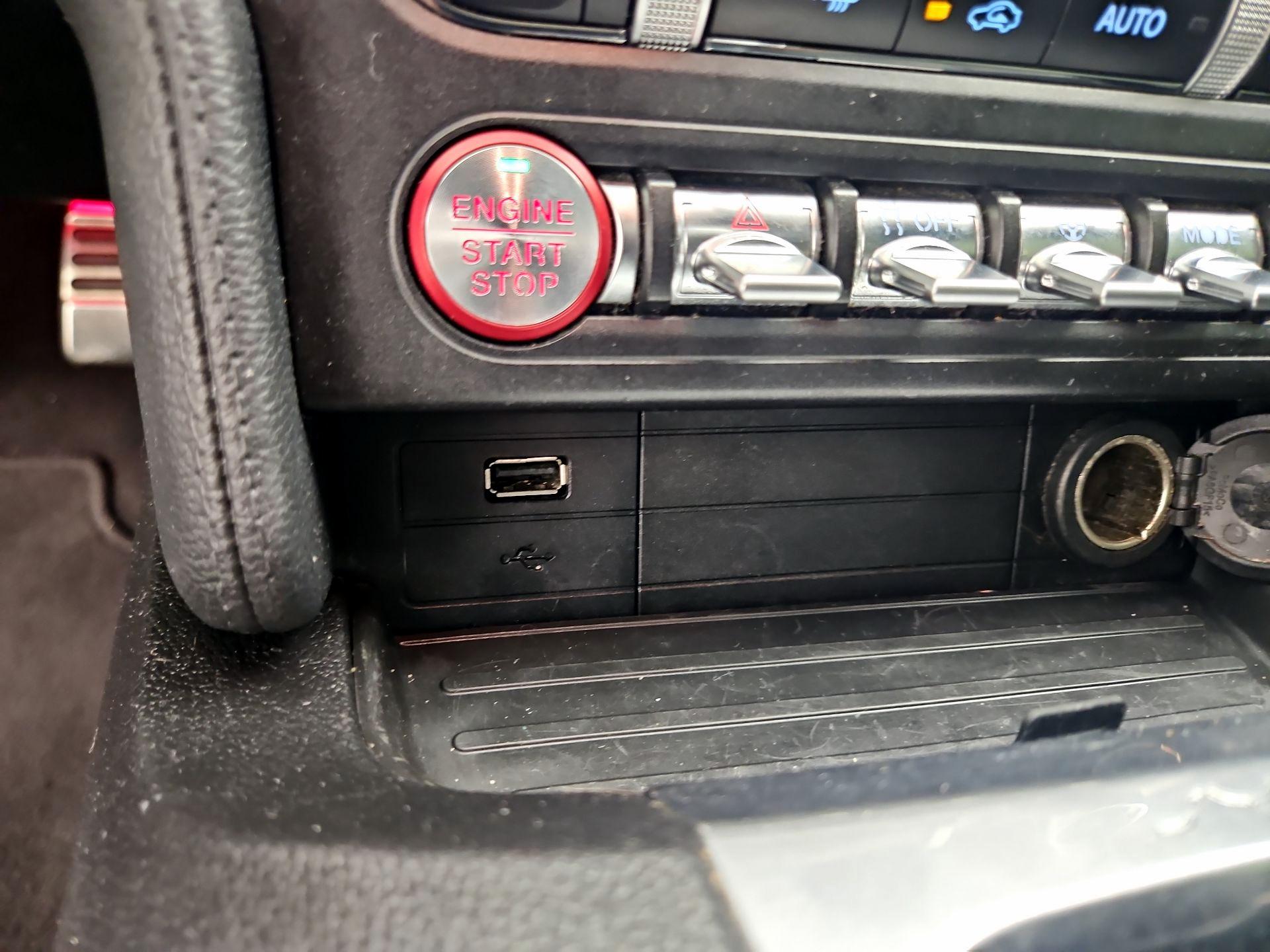 Thumbnail: 2019 Ford Mustang - 18