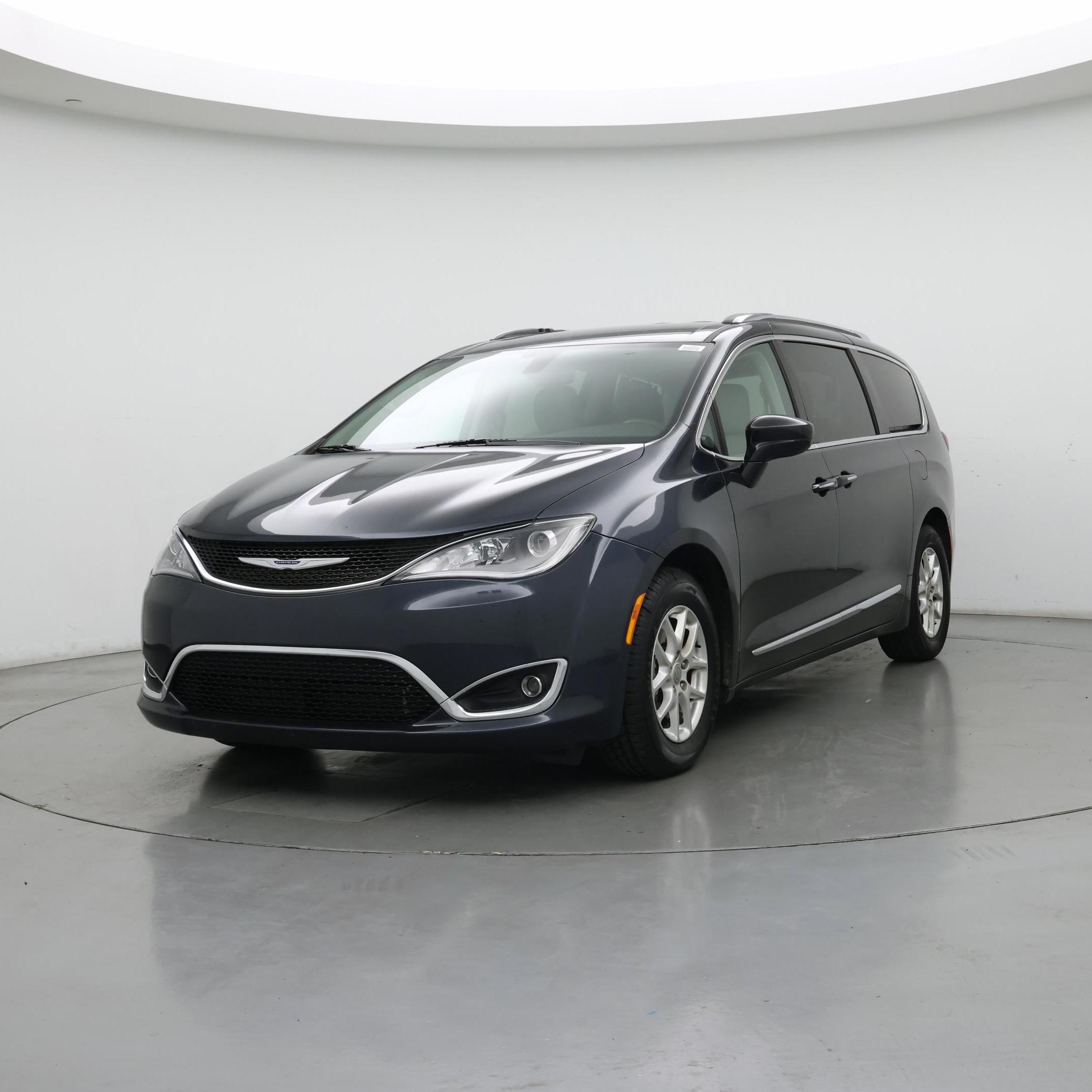 Thumbnail: 2020 Chrysler Pacifica - 4