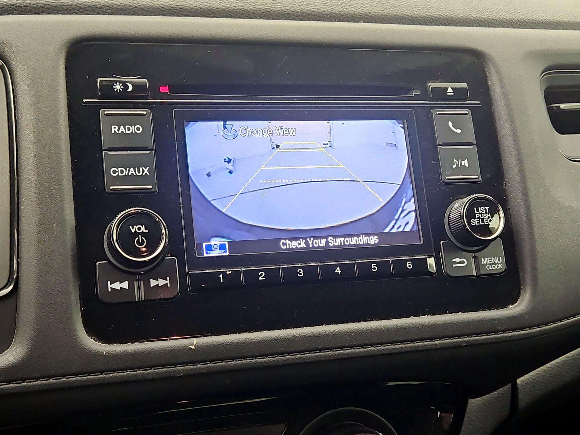 Thumbnail: 2016 Honda HR-V - 14