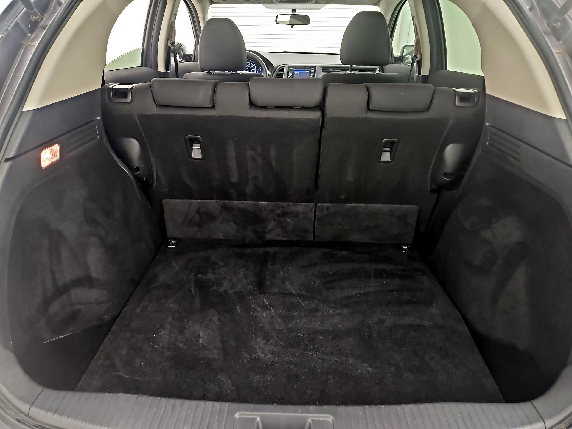 Thumbnail: 2016 Honda HR-V - 20