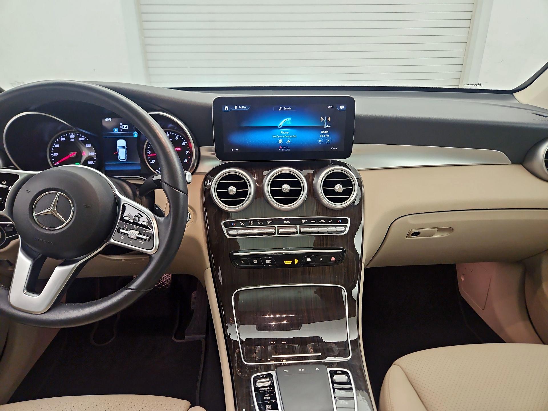 Thumbnail: 2022 Mercedes-Benz GLC - 9