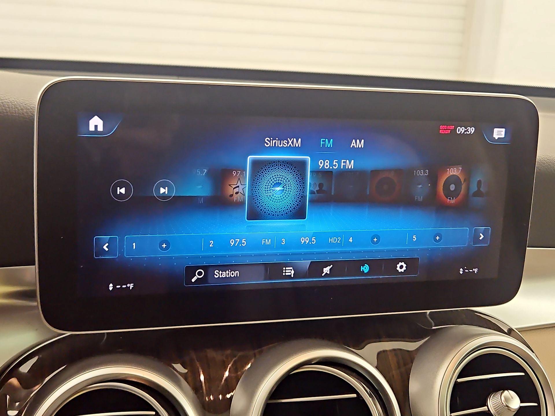 Thumbnail: 2022 Mercedes-Benz GLC - 15