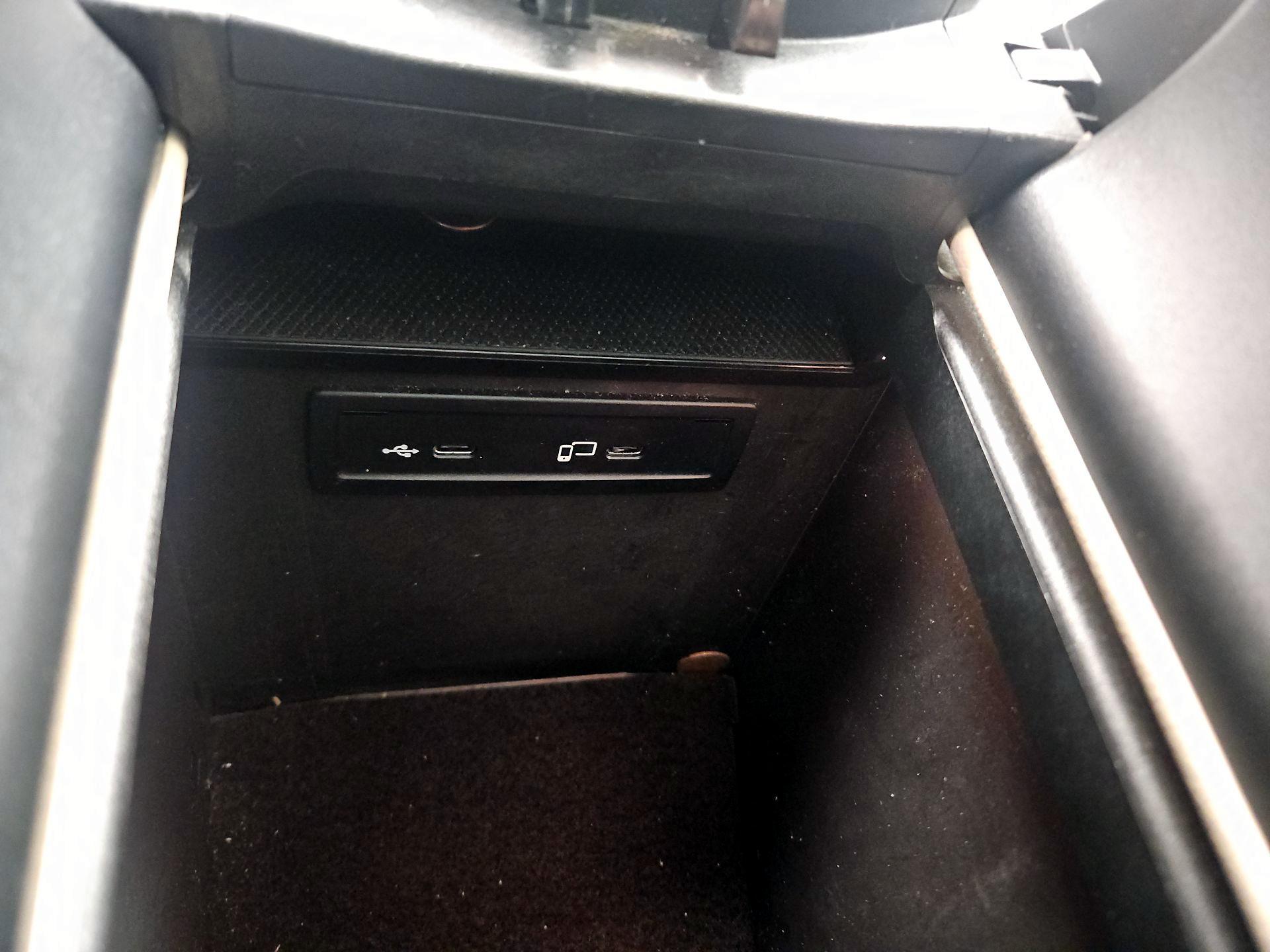 Thumbnail: 2022 Mercedes-Benz GLC - 18