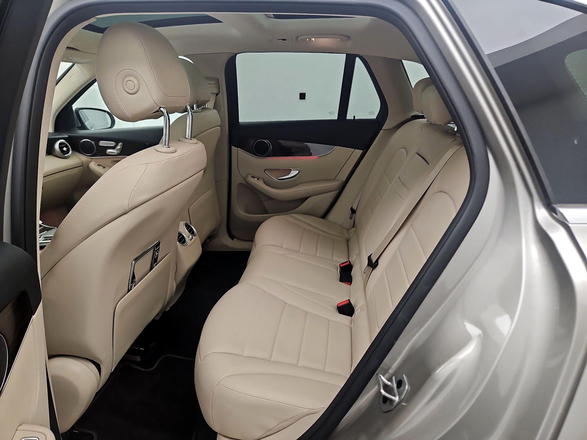 Thumbnail: 2022 Mercedes-Benz GLC - 20