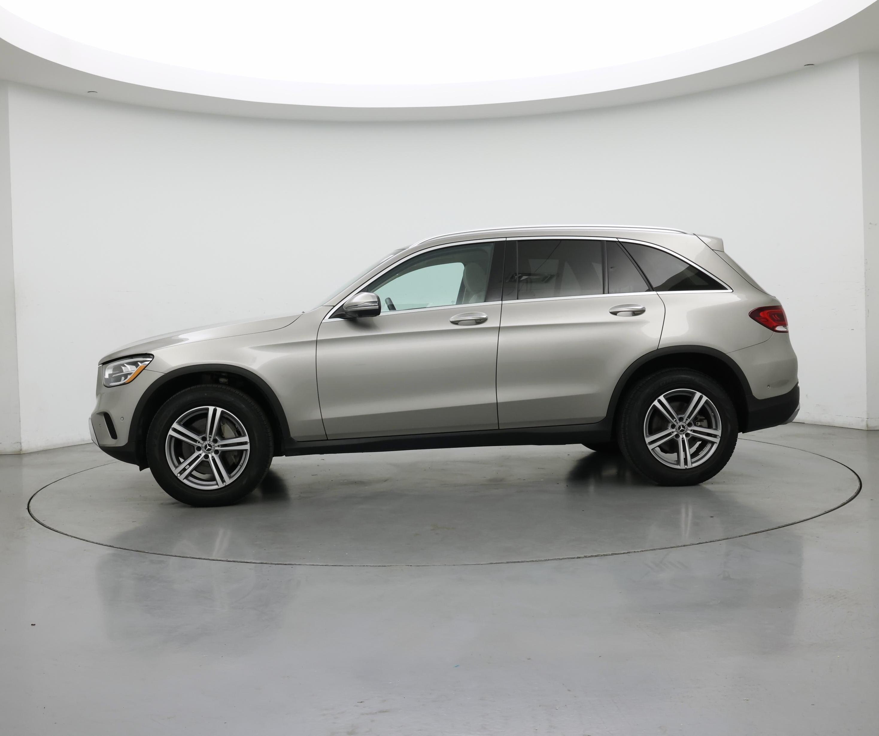 Thumbnail: 2022 Mercedes-Benz GLC - 3