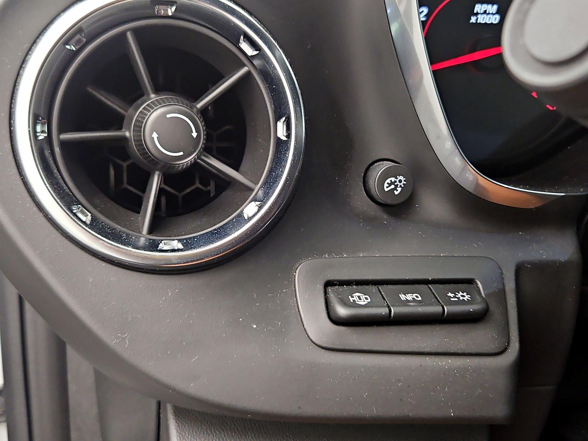 Thumbnail: 2021 Chevrolet Camaro - 13