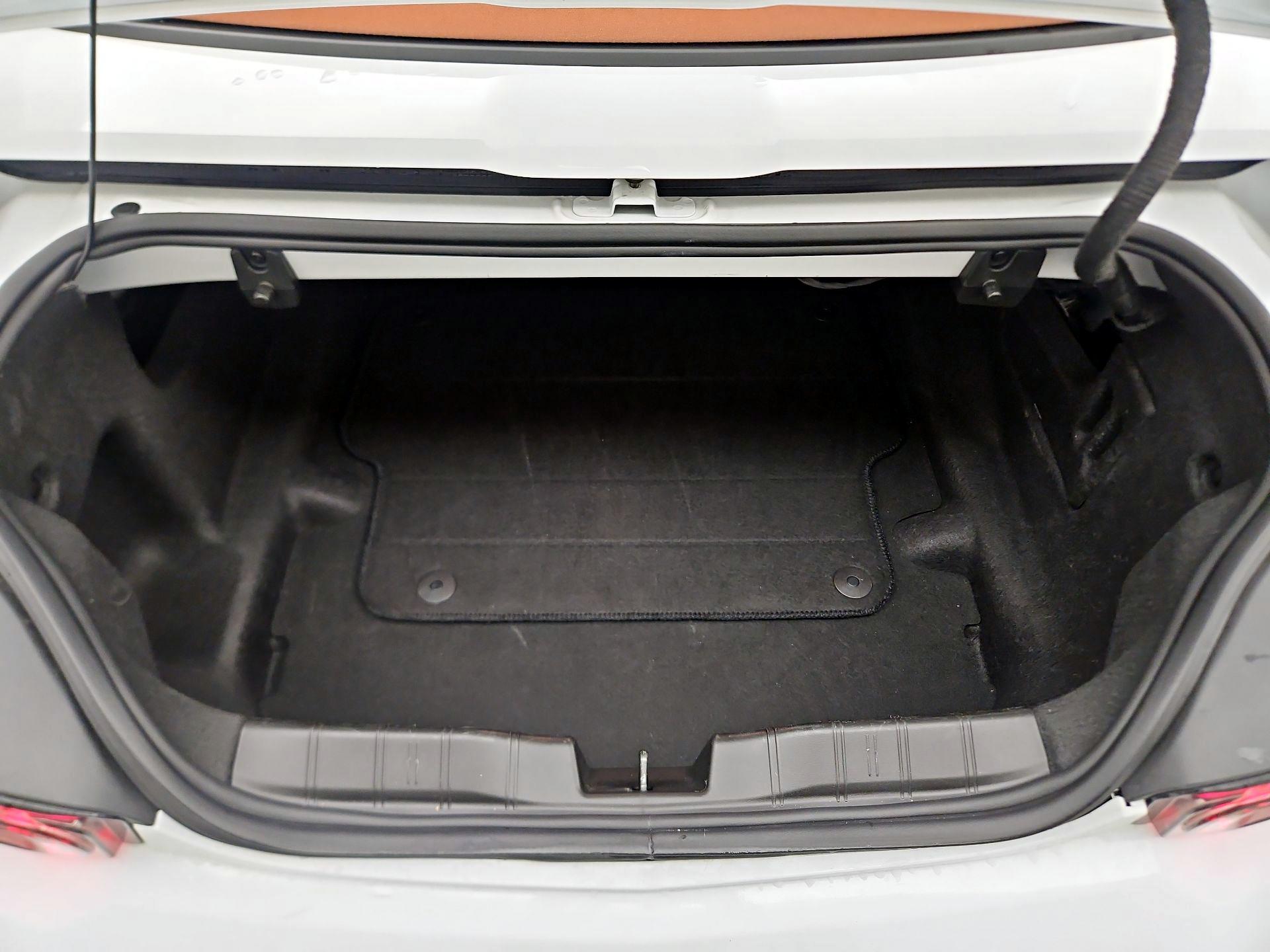 Thumbnail: 2021 Chevrolet Camaro - 19