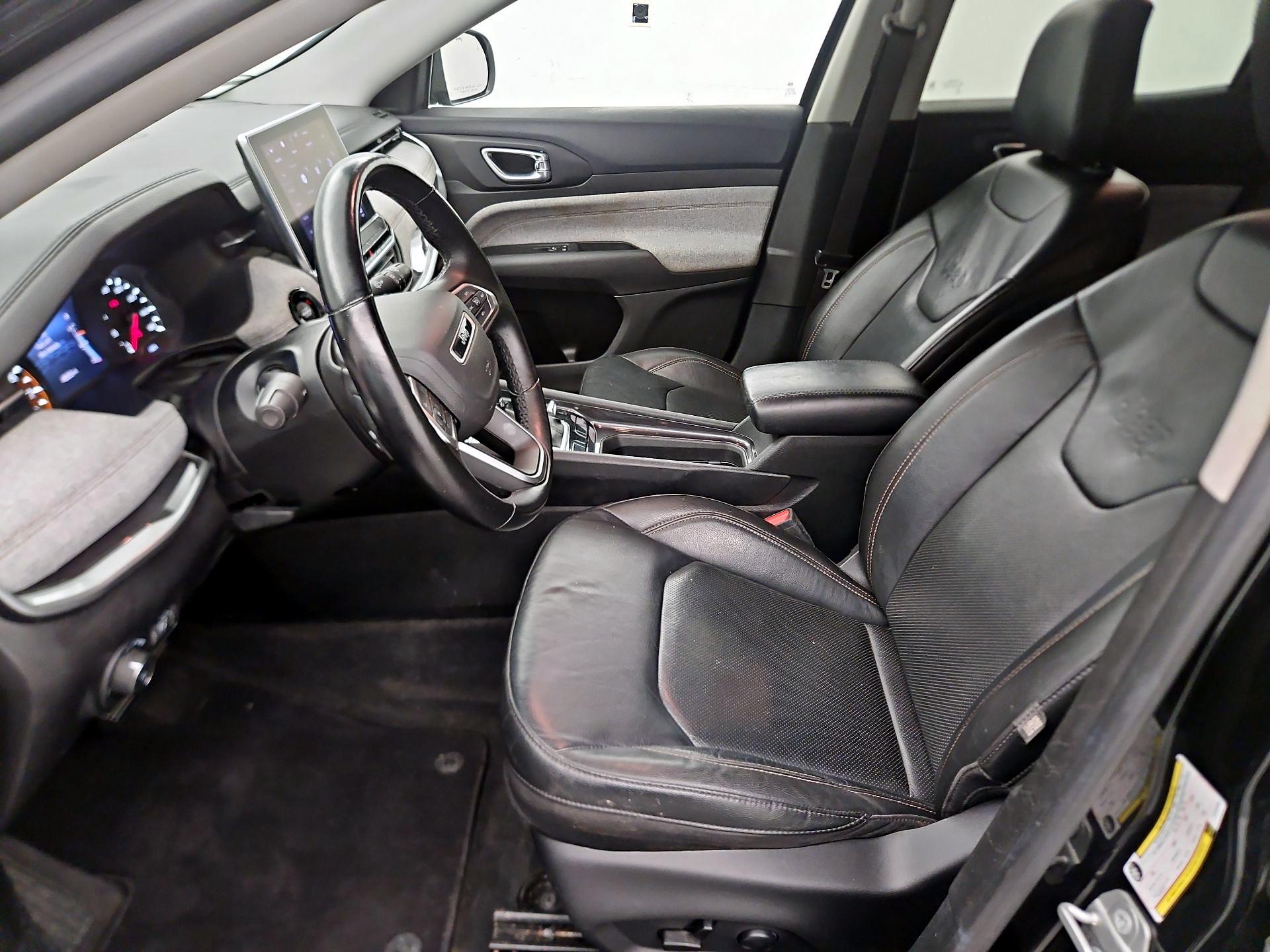 Thumbnail: 2022 Jeep Compass - 9