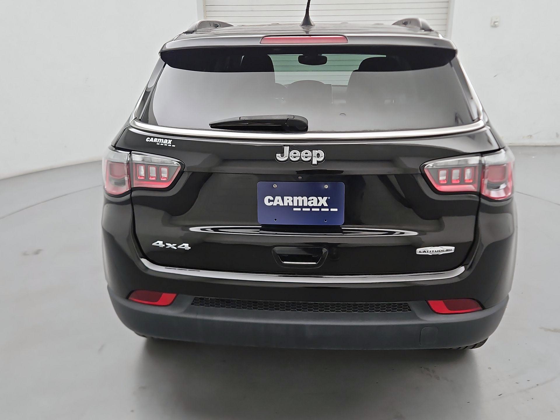 Thumbnail: 2022 Jeep Compass - 6