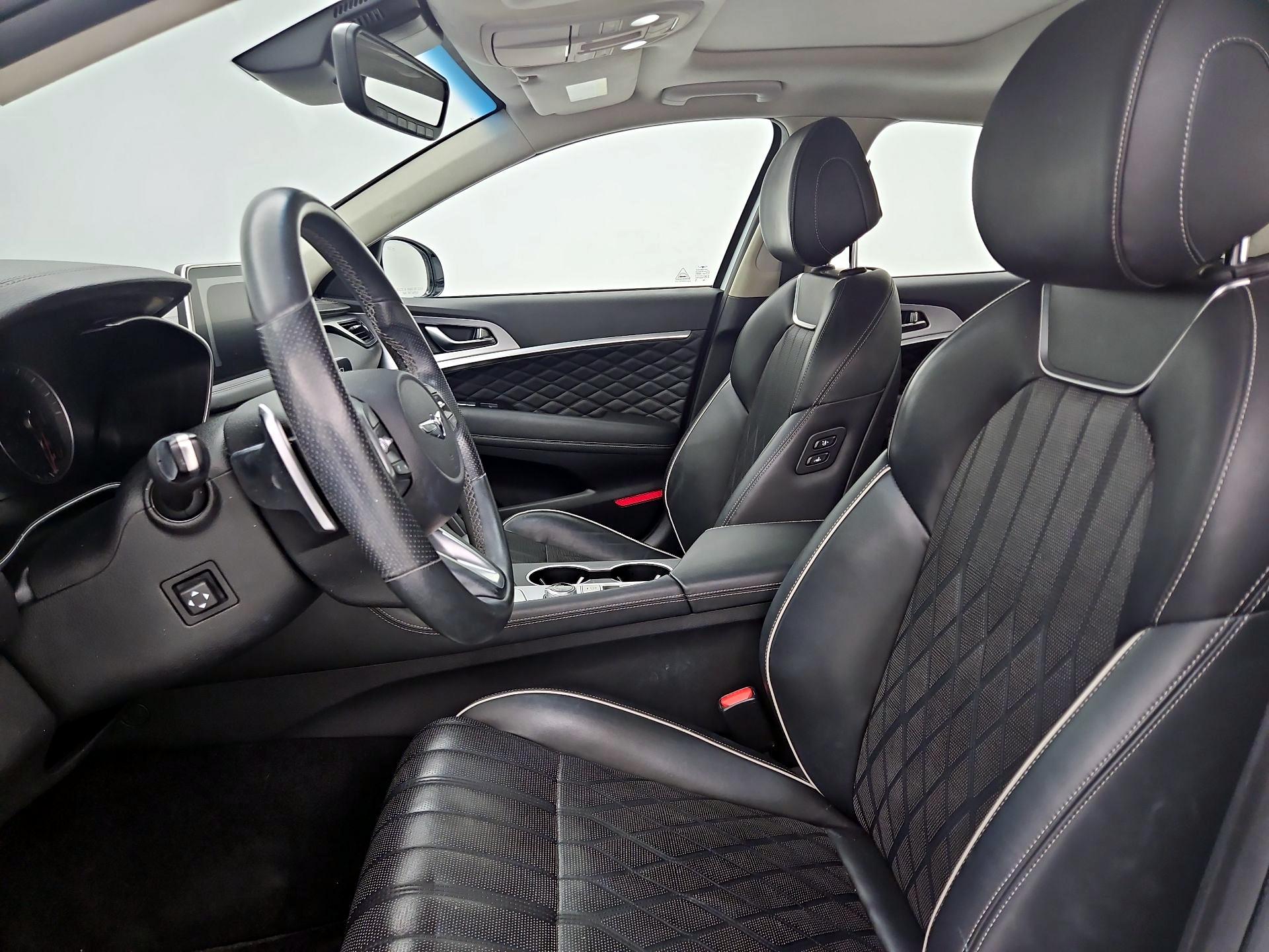 Thumbnail: 2019 Genesis G70 - 11