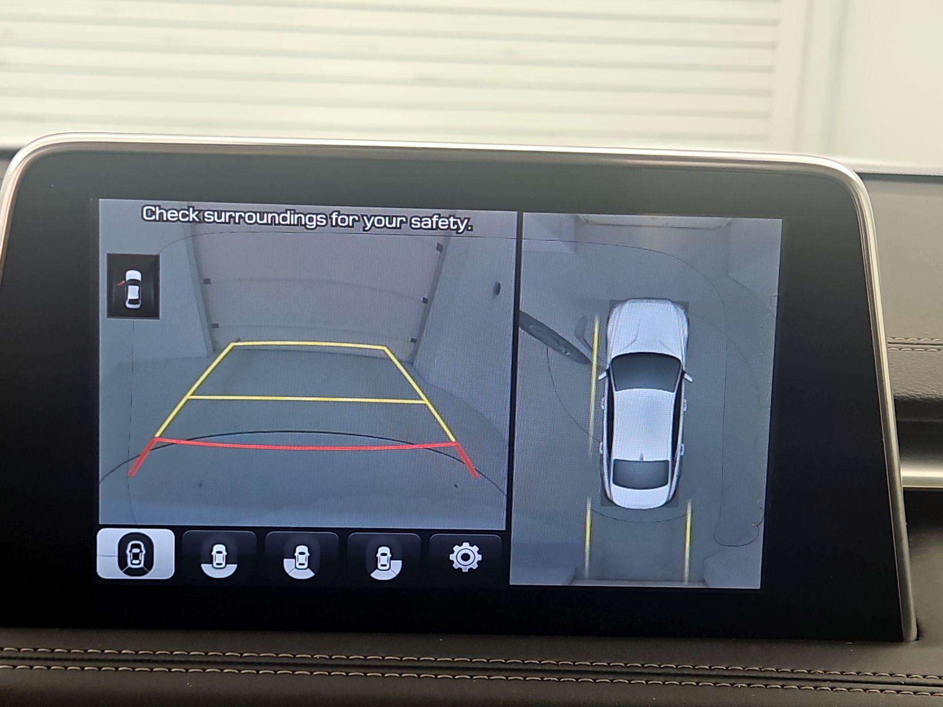 Thumbnail: 2019 Genesis G70 - 15