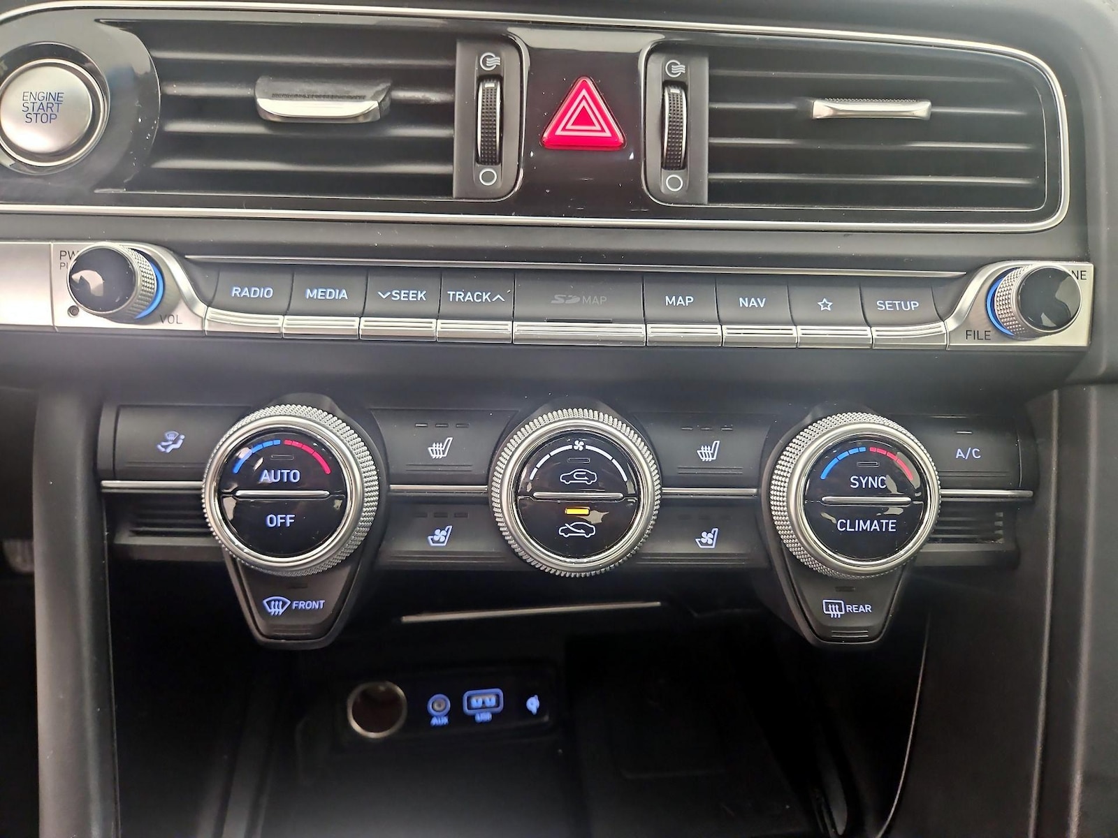 2019 GENESIS G70 Advanced - Photo 18