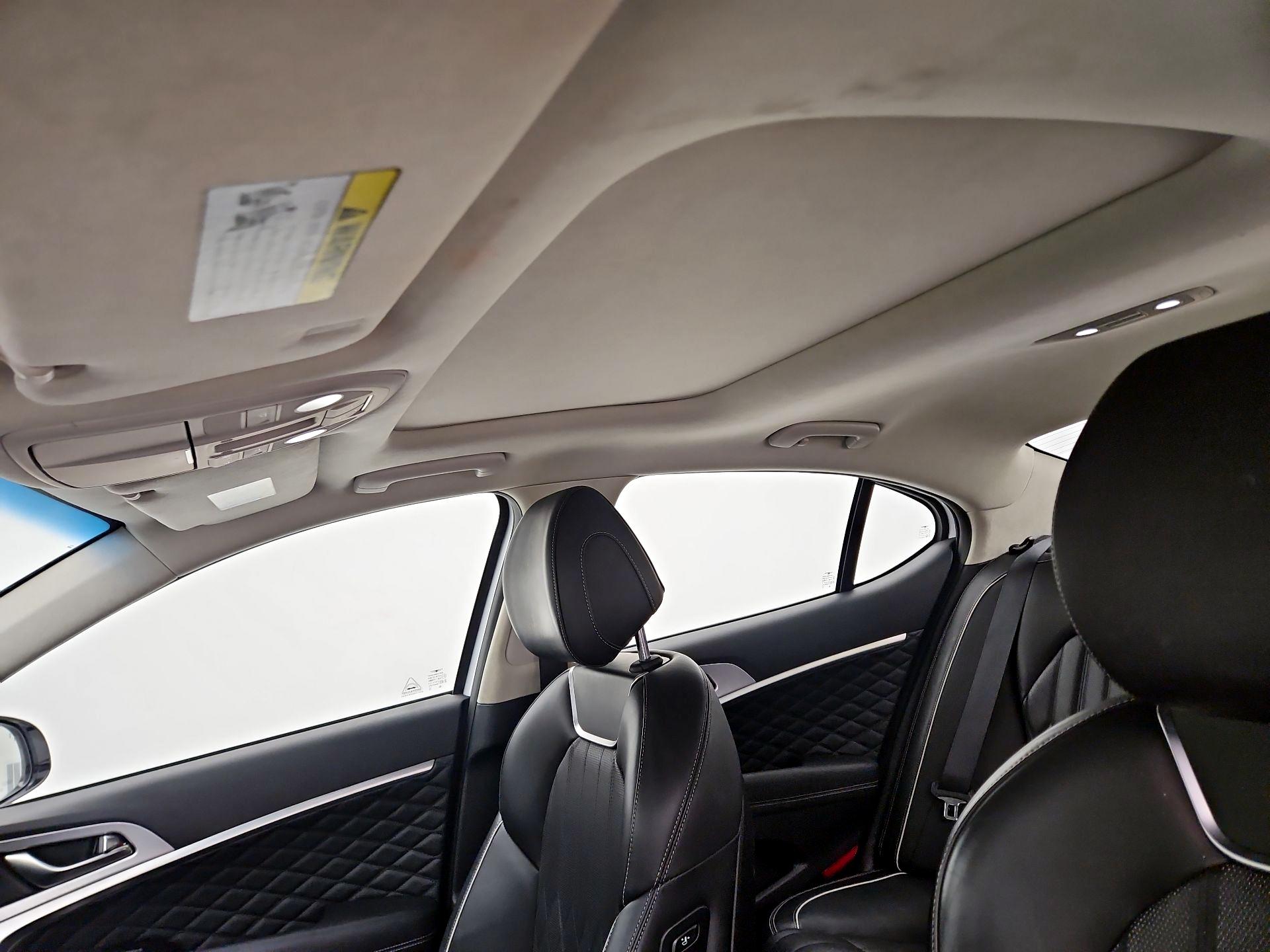 Thumbnail: 2019 Genesis G70 - 20