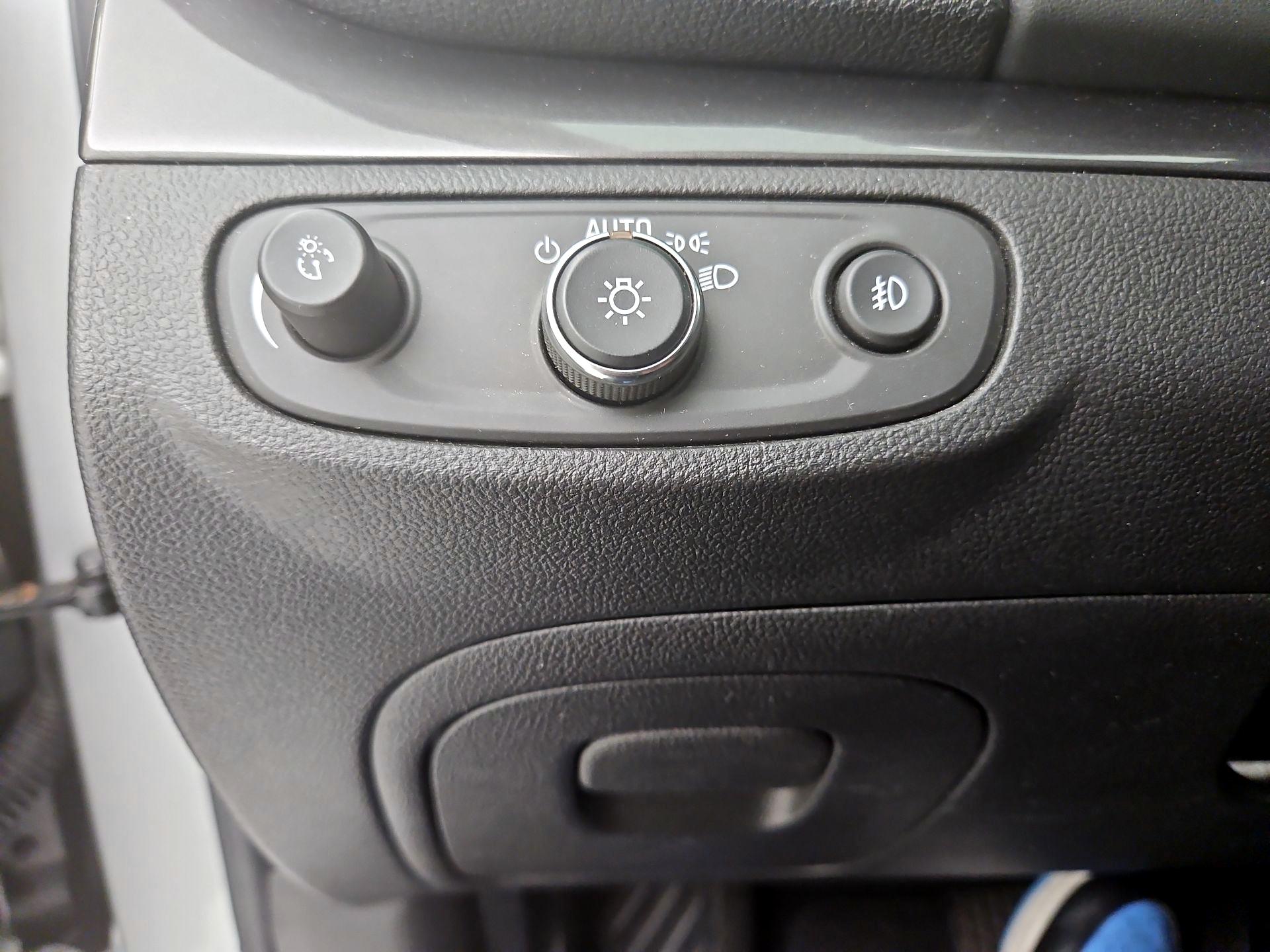 Thumbnail: 2018 Buick Encore - 13