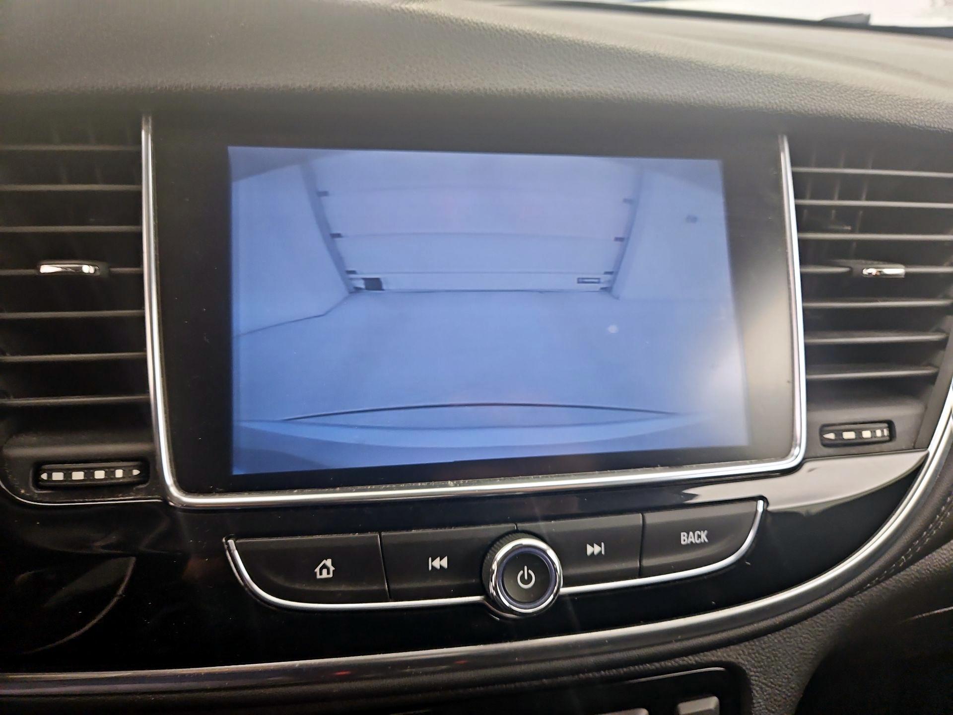 Thumbnail: 2018 Buick Encore - 14