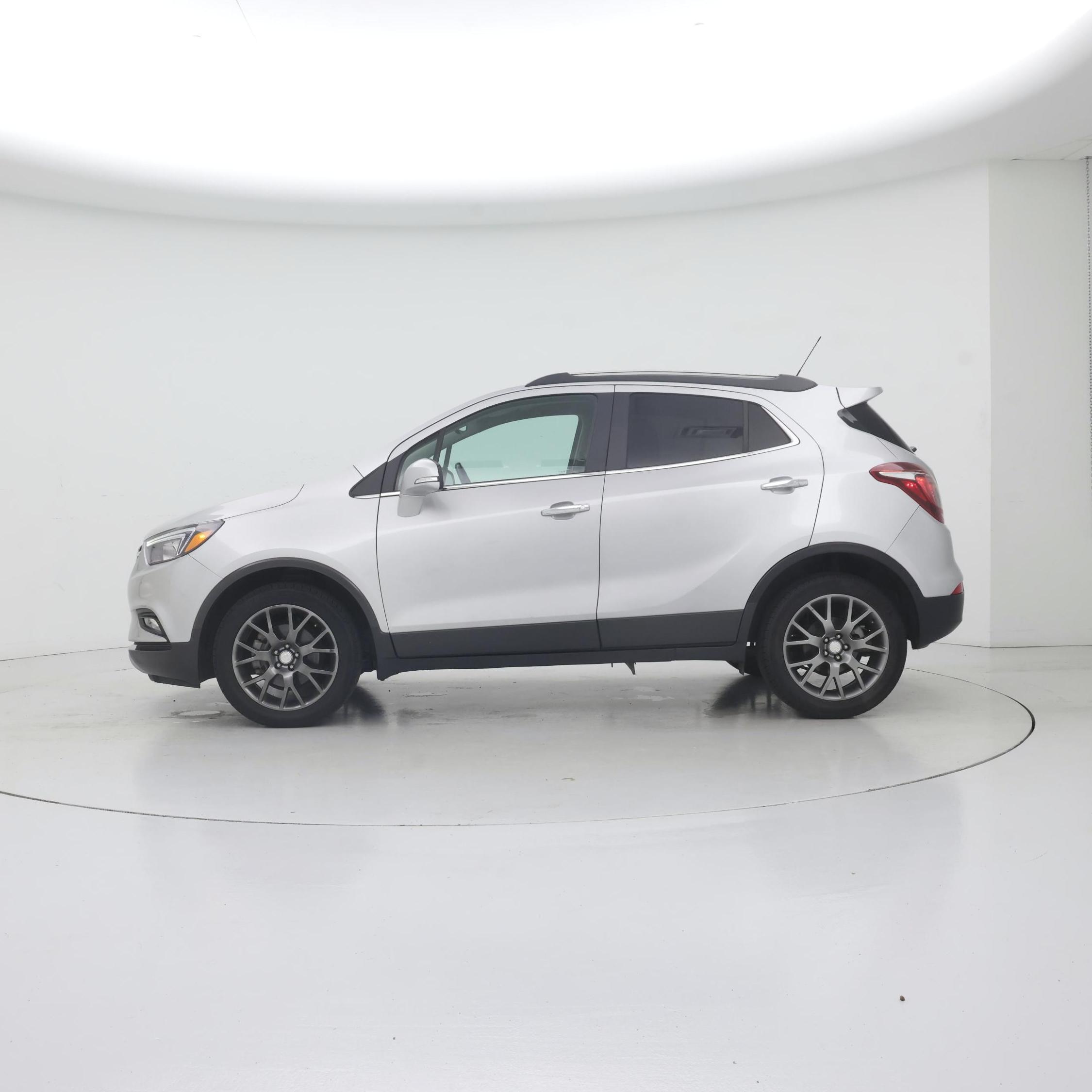 Thumbnail: 2018 Buick Encore - 3