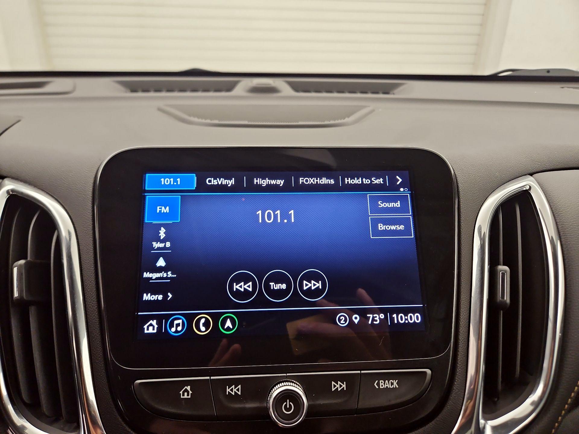 Thumbnail: 2023 Chevrolet Equinox - 15