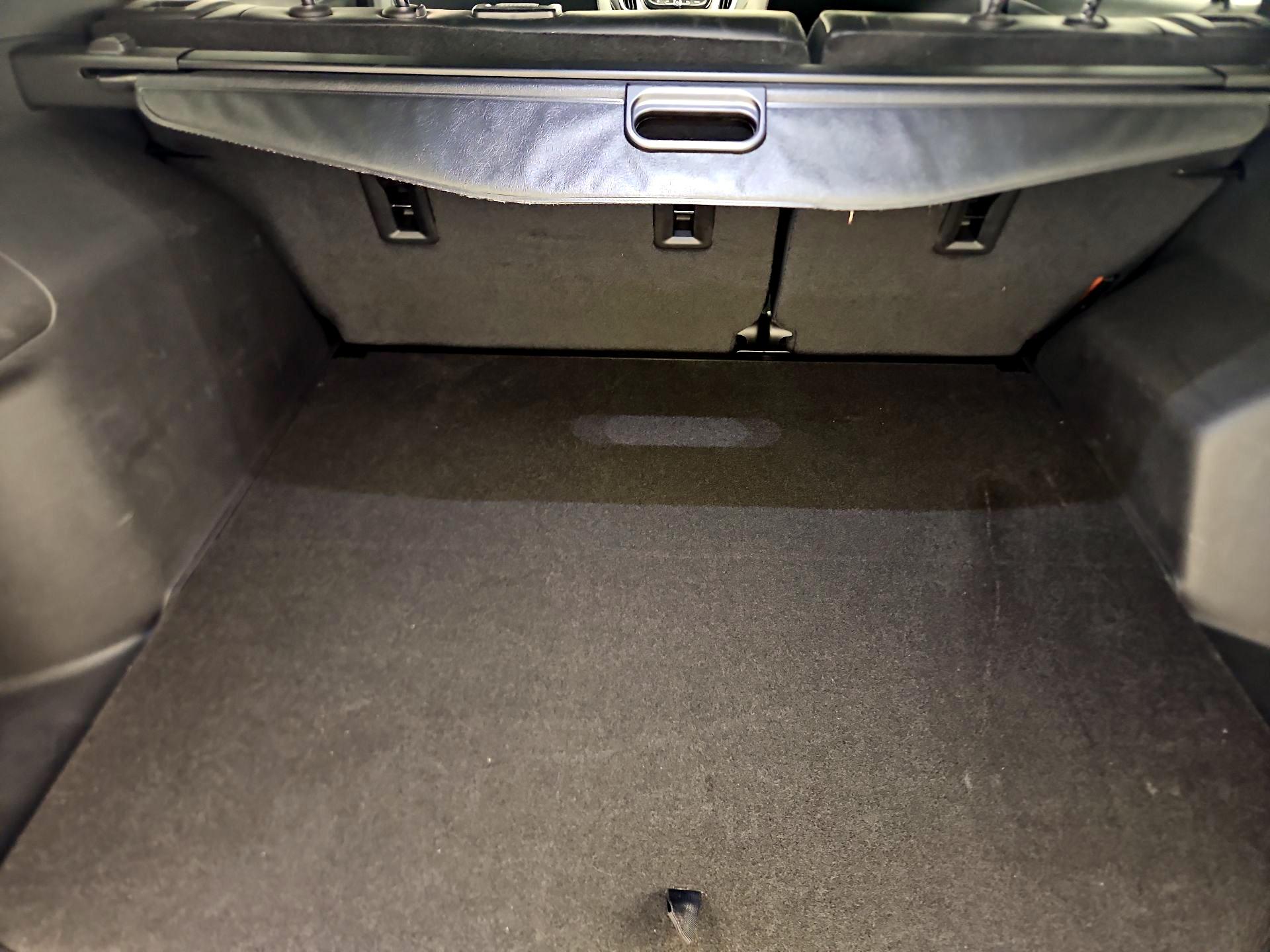 Thumbnail: 2023 Chevrolet Equinox - 20