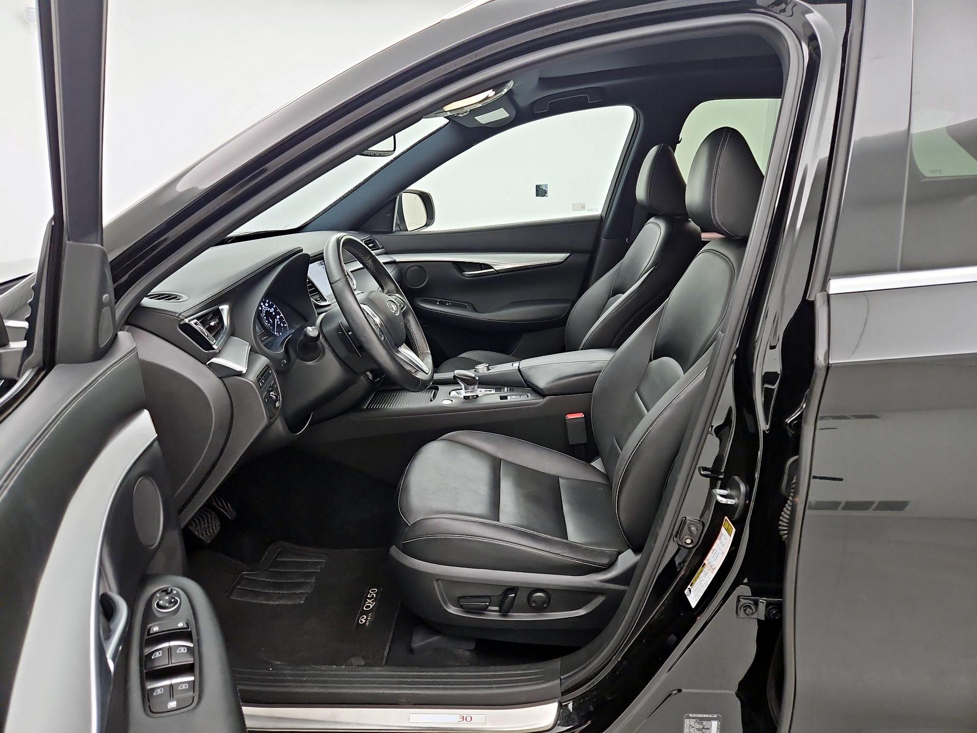 Thumbnail: 2020 INFINITI QX50 - 11