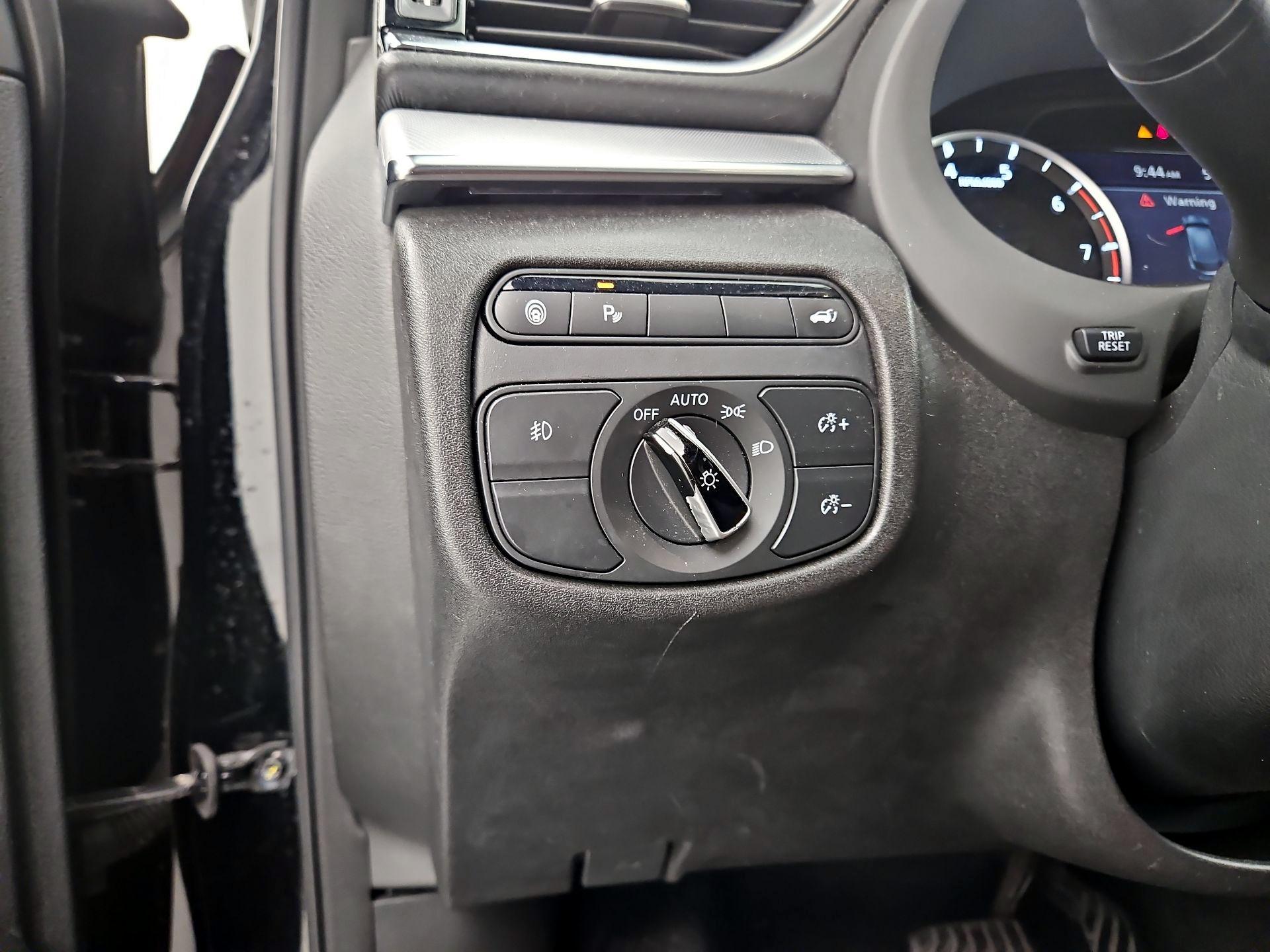 Thumbnail: 2020 INFINITI QX50 - 13