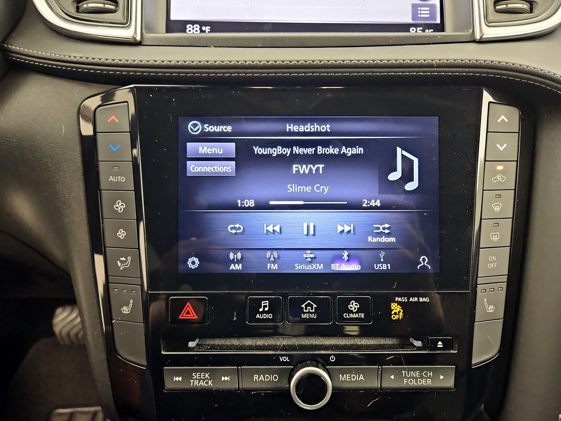 Thumbnail: 2020 INFINITI QX50 - 16