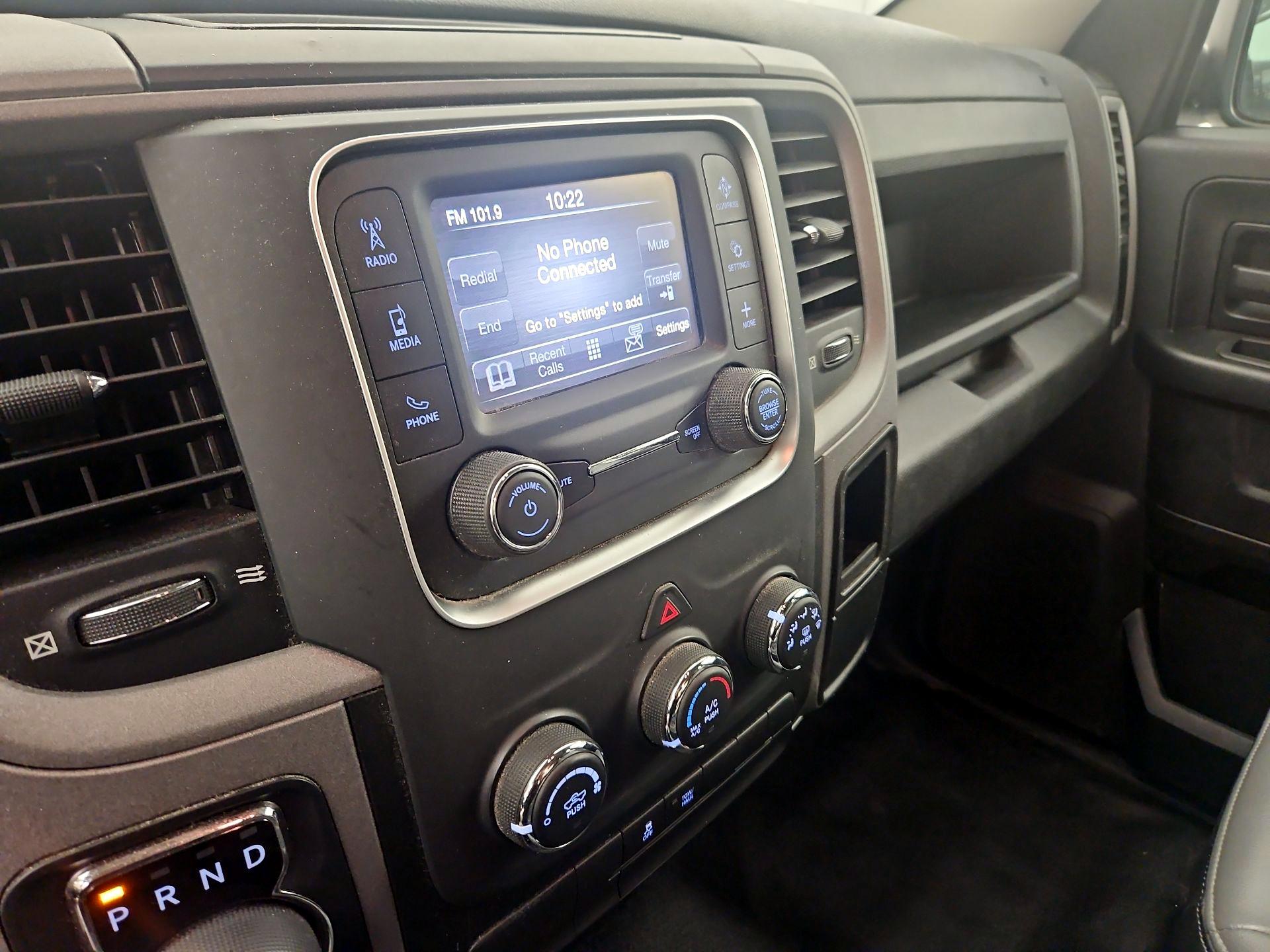 Thumbnail: 2021 RAM 1500 Classic - 14