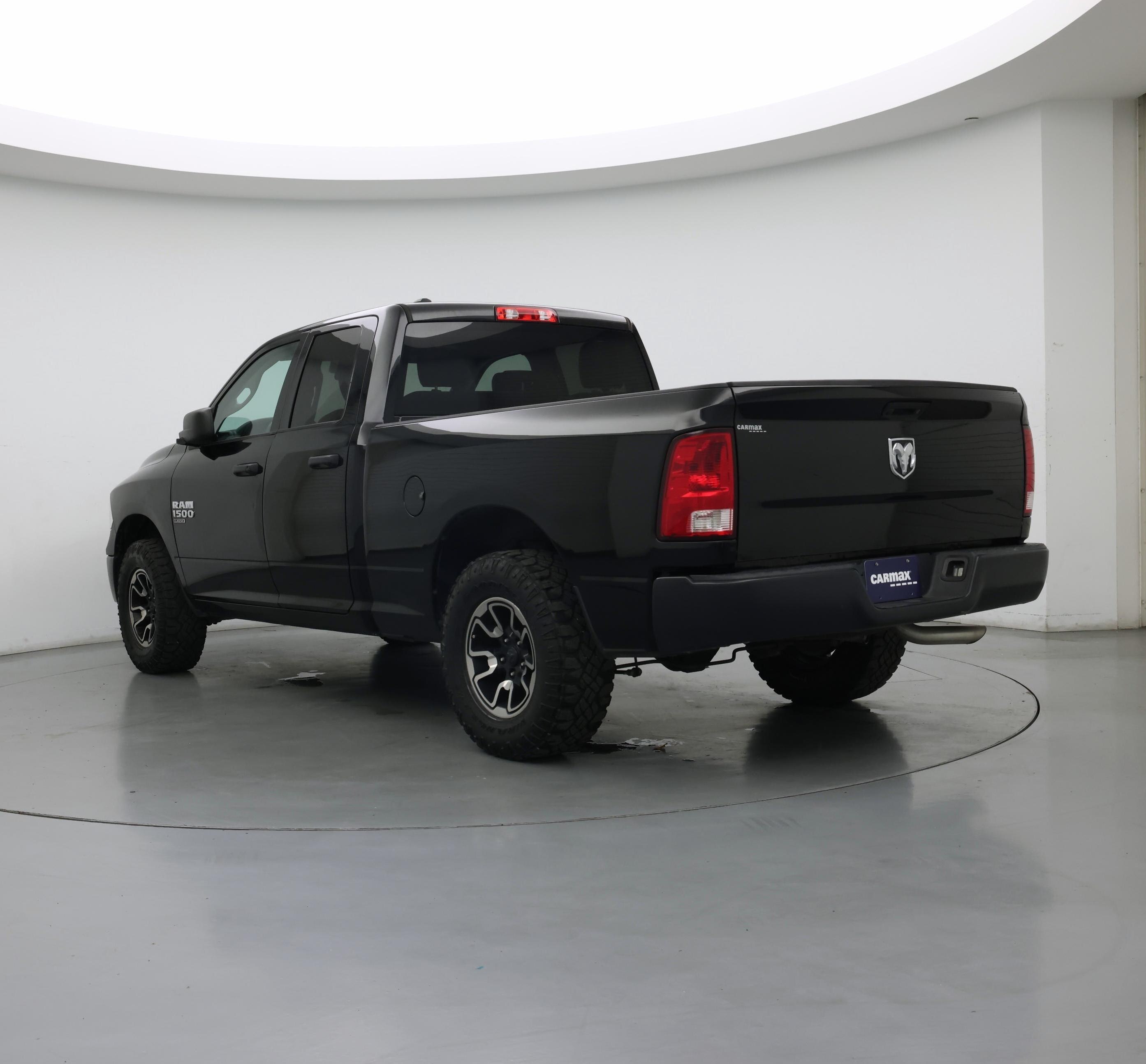 Thumbnail: 2021 RAM 1500 Classic - 2