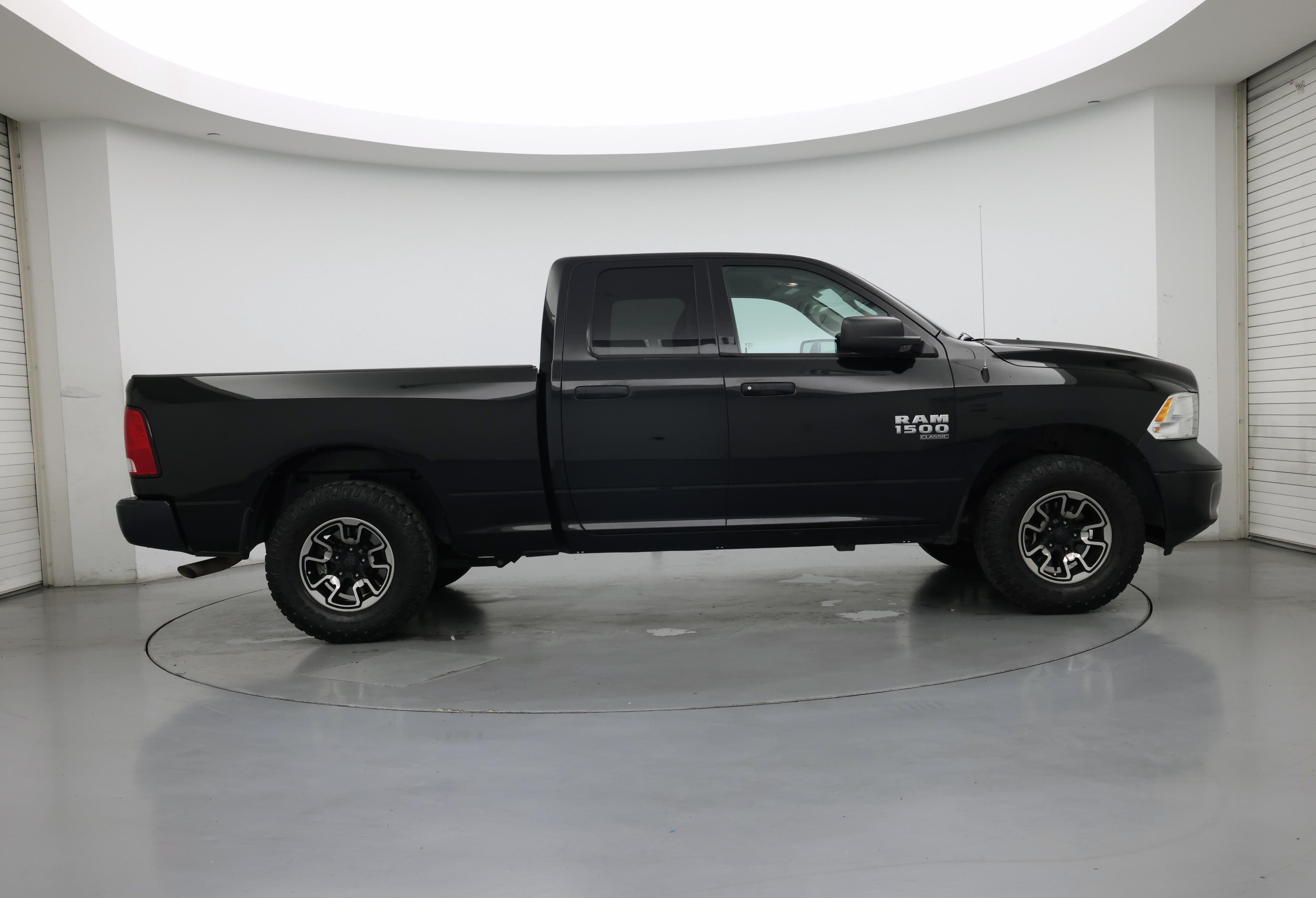 Thumbnail: 2021 RAM 1500 Classic - 7