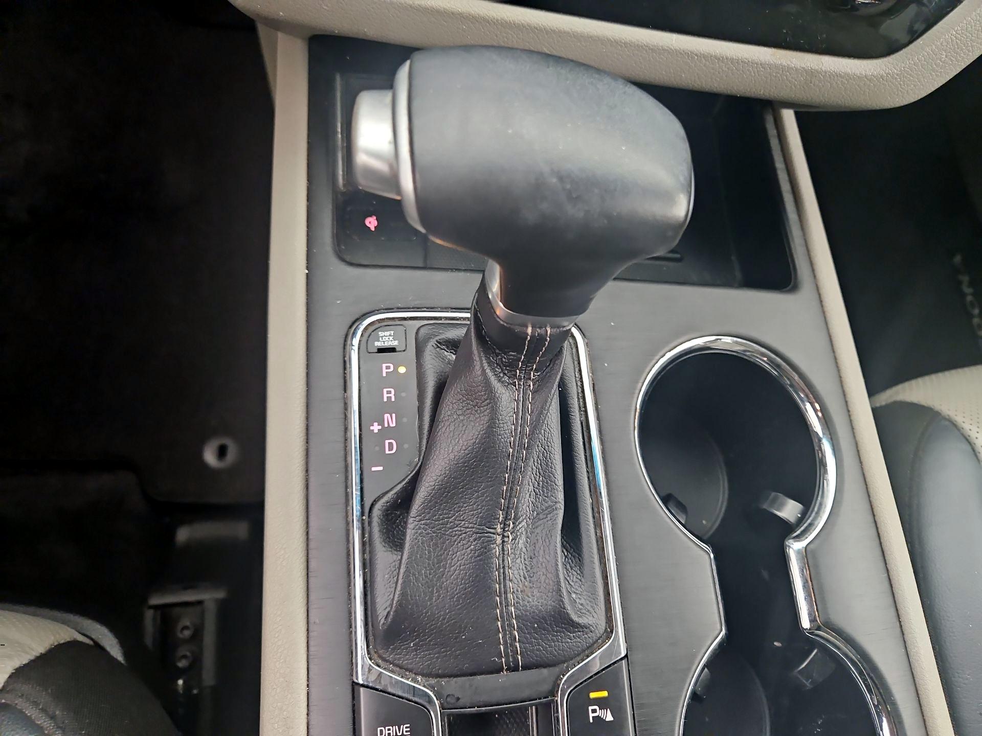 Thumbnail: 2020 Kia Sedona - 17